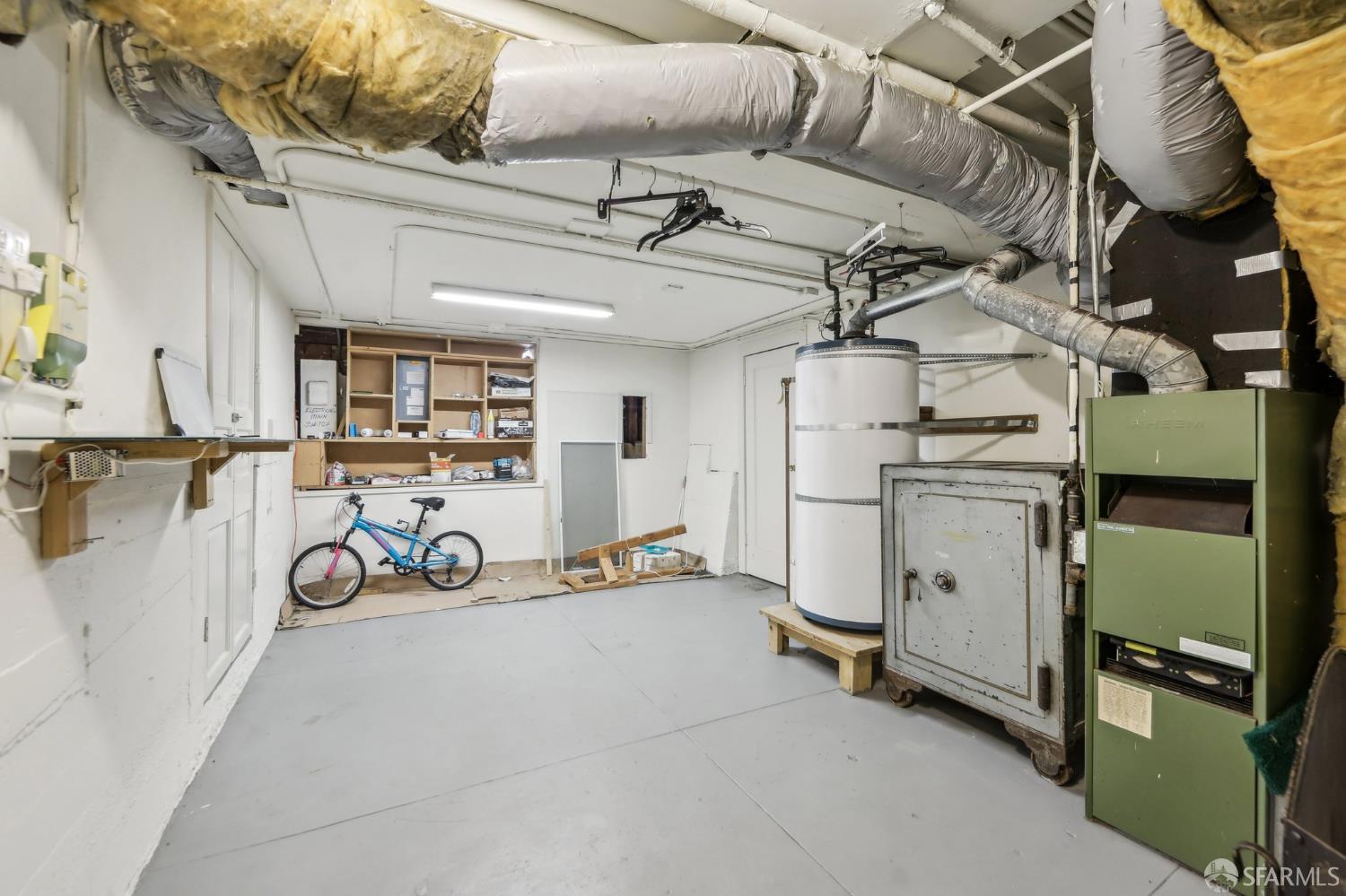 1475 Monterey Boulevard