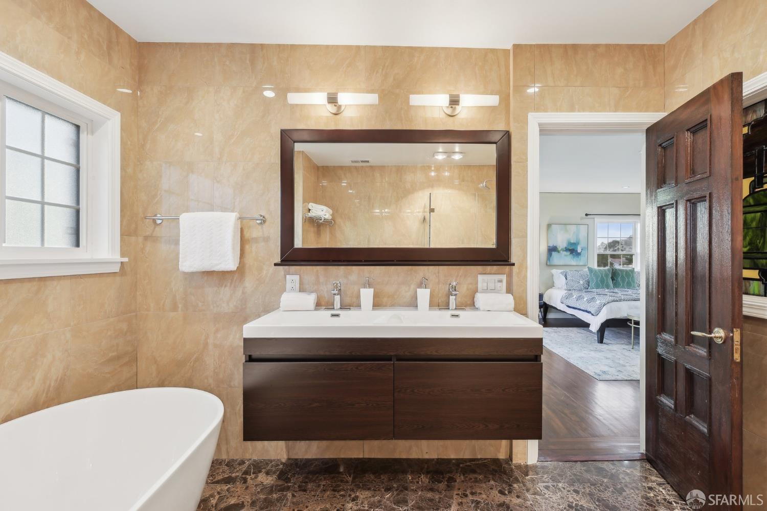 1475 Monterey Boulevard