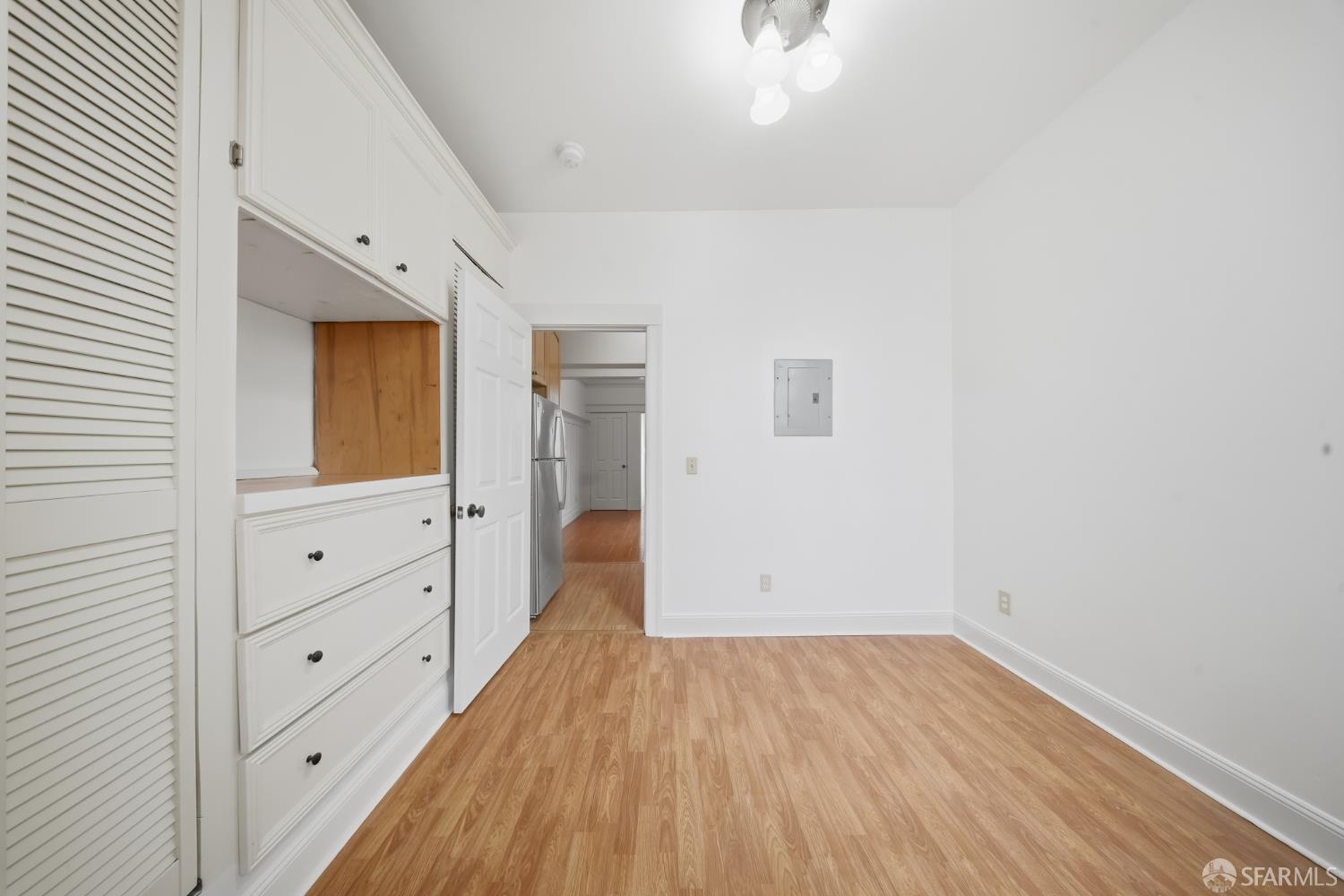 559-561 Minna Street