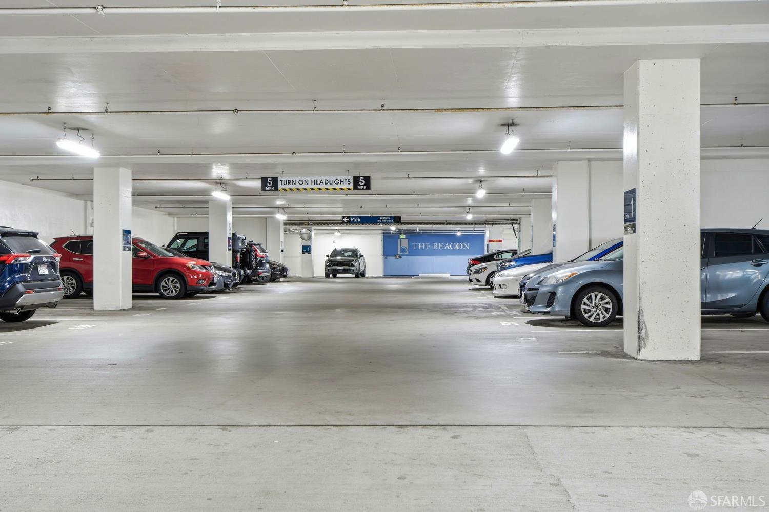 250 King Street # 960