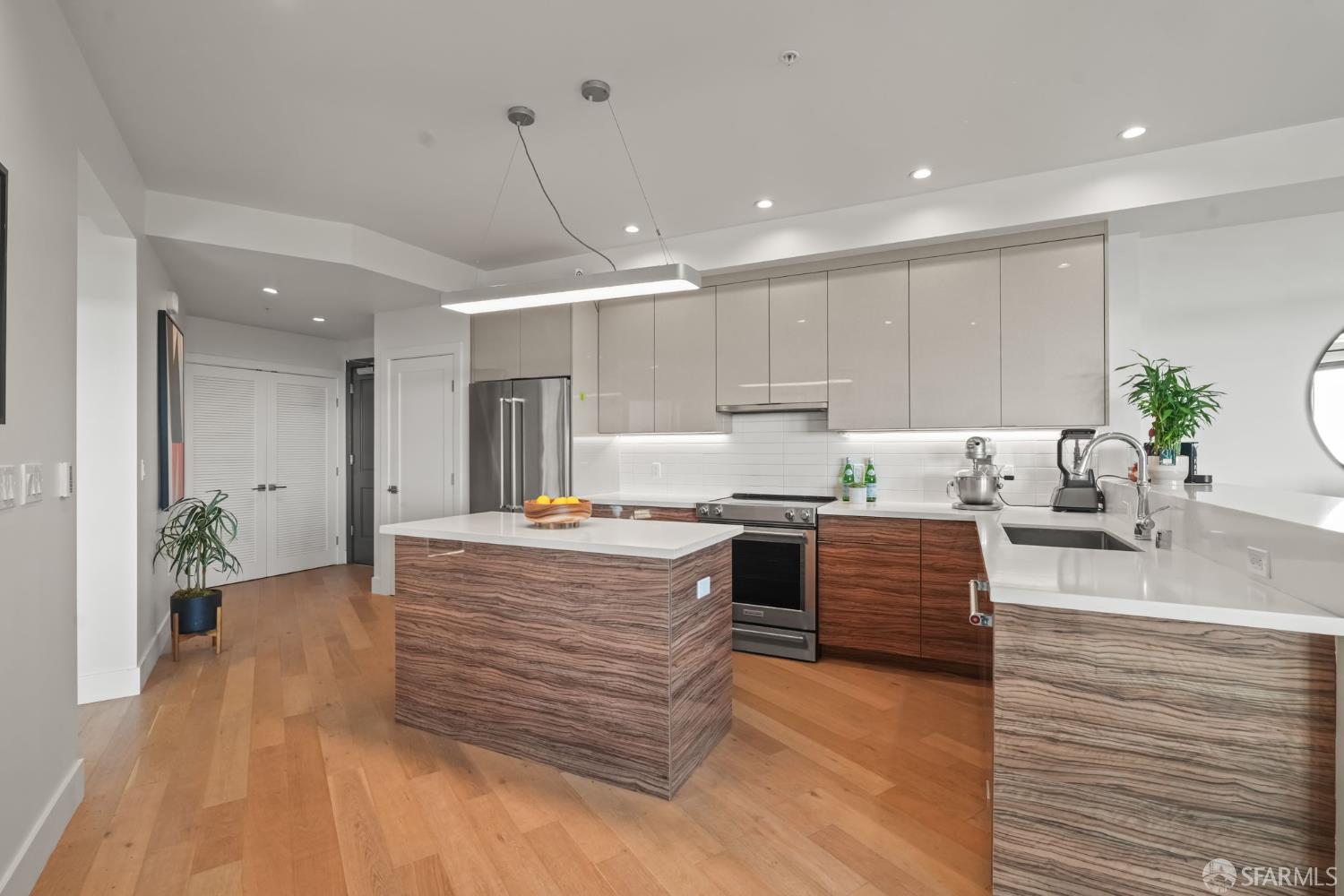 3535 Wawona Street # 414