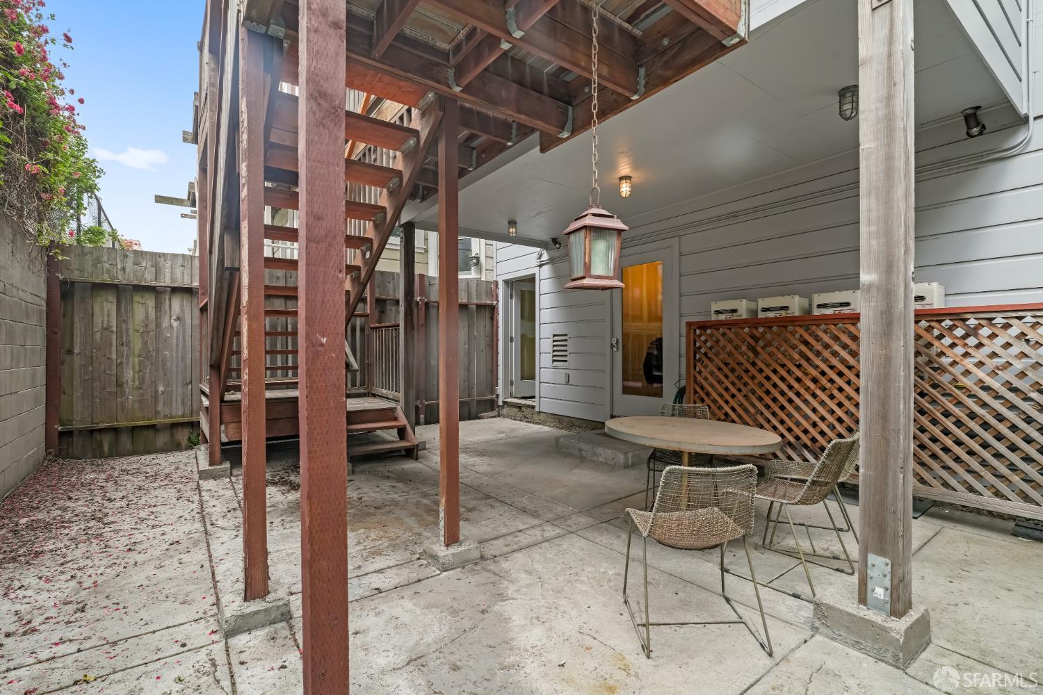 519 Natoma Street