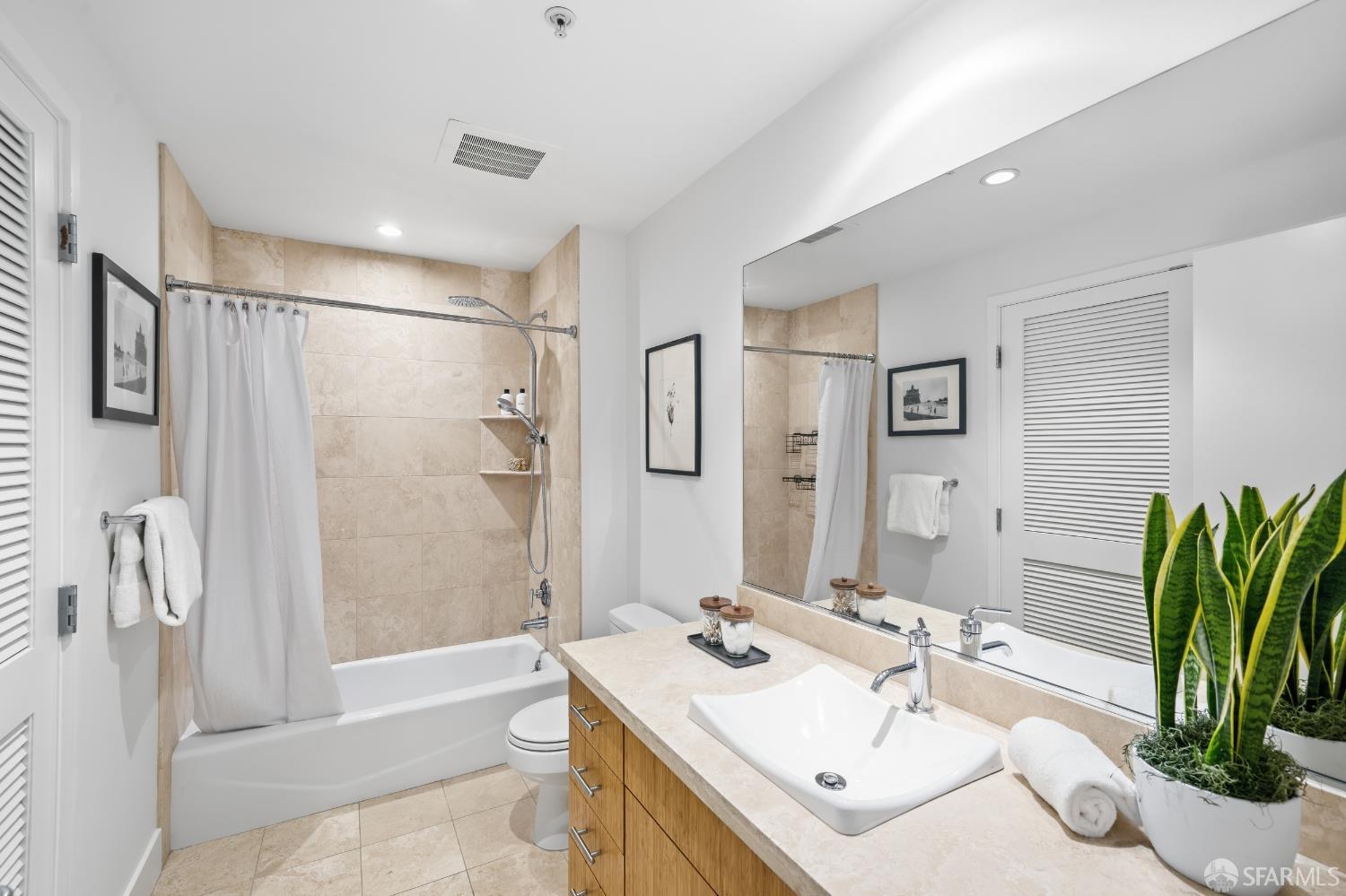 235 Berry Street # 115