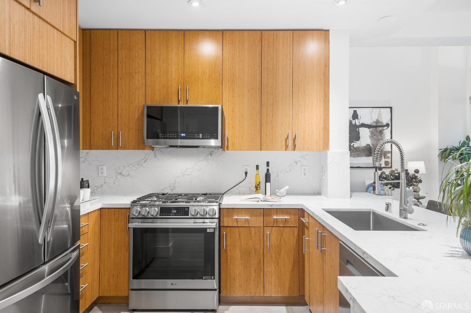 235 Berry Street # 115