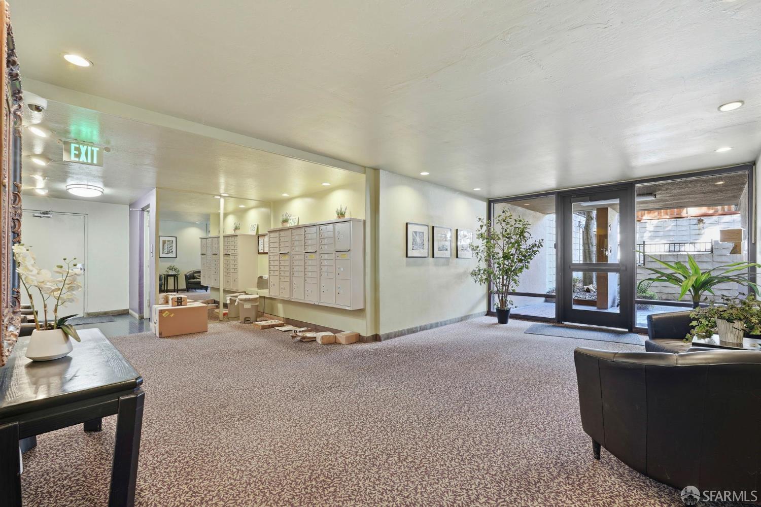 407 Orange Street # 206