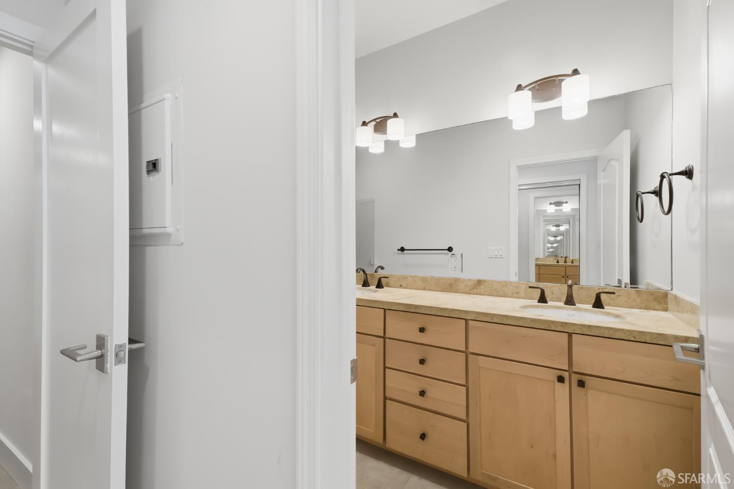 425 14th Street # 3