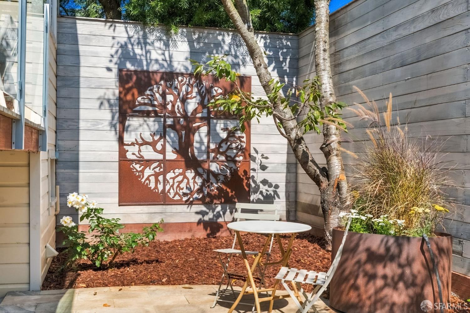 387 Eureka Street