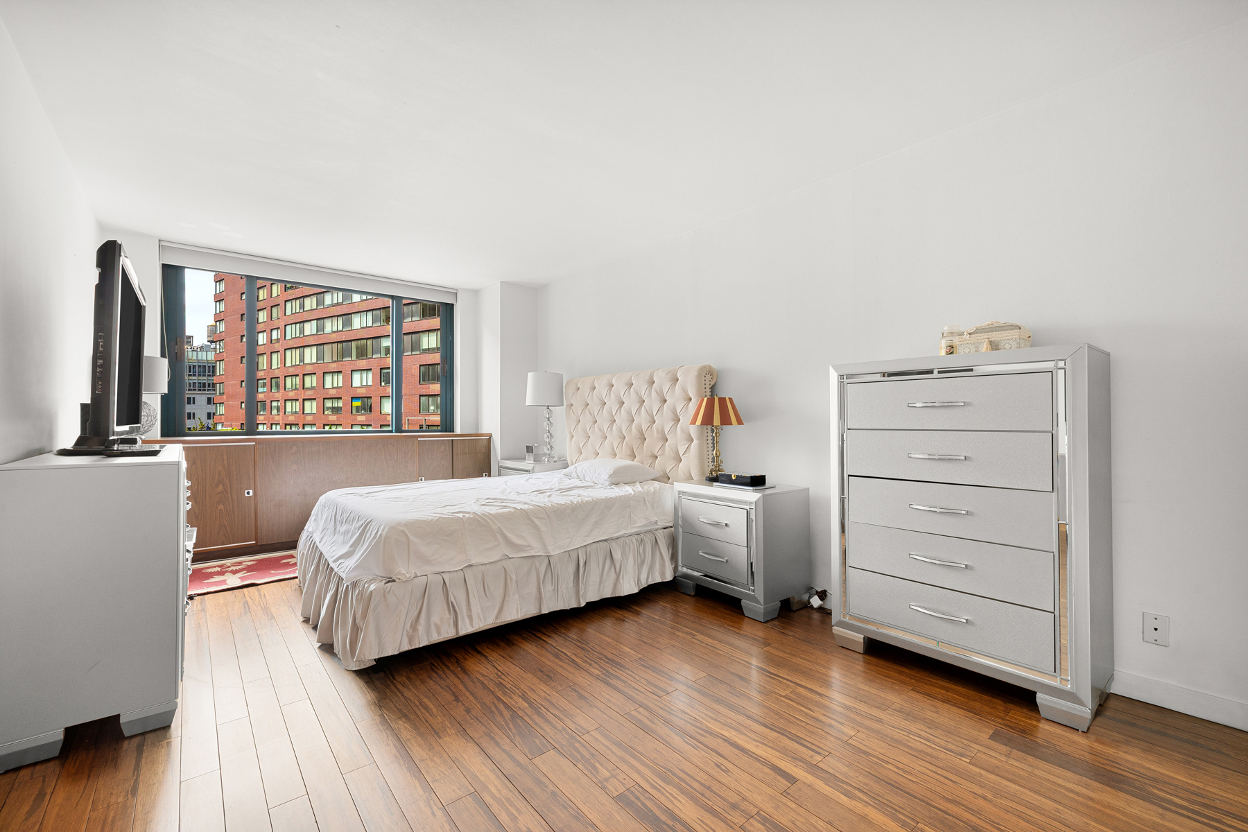 1 Irving Place U9C