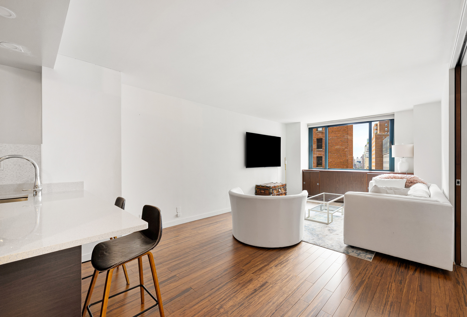 1 Irving Place U9C