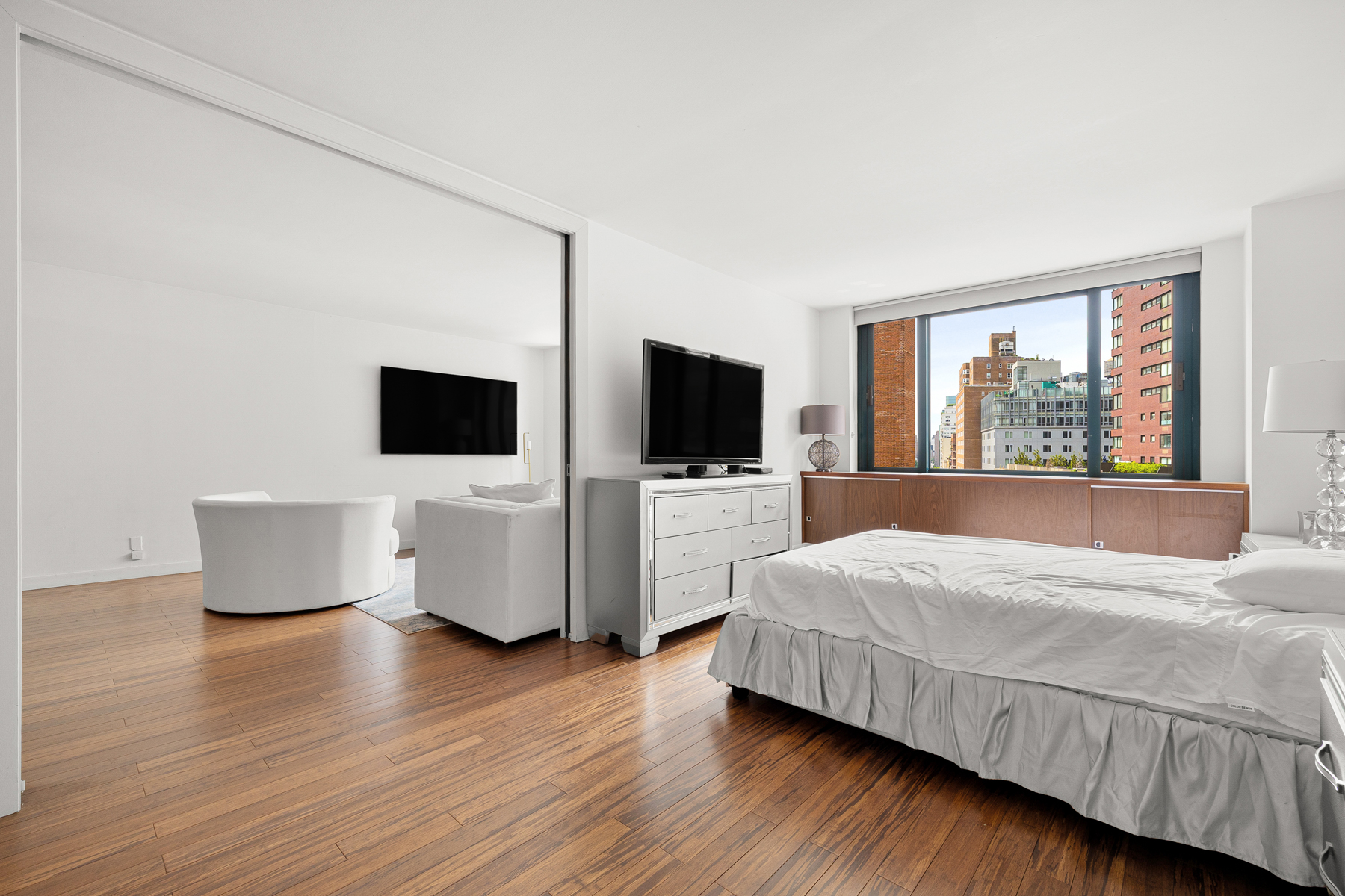 1 Irving Place U9C