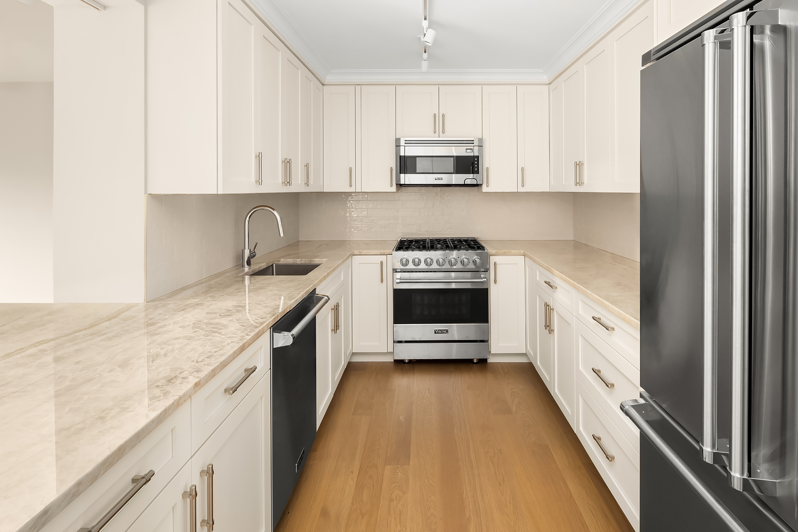 625 Main Street 321