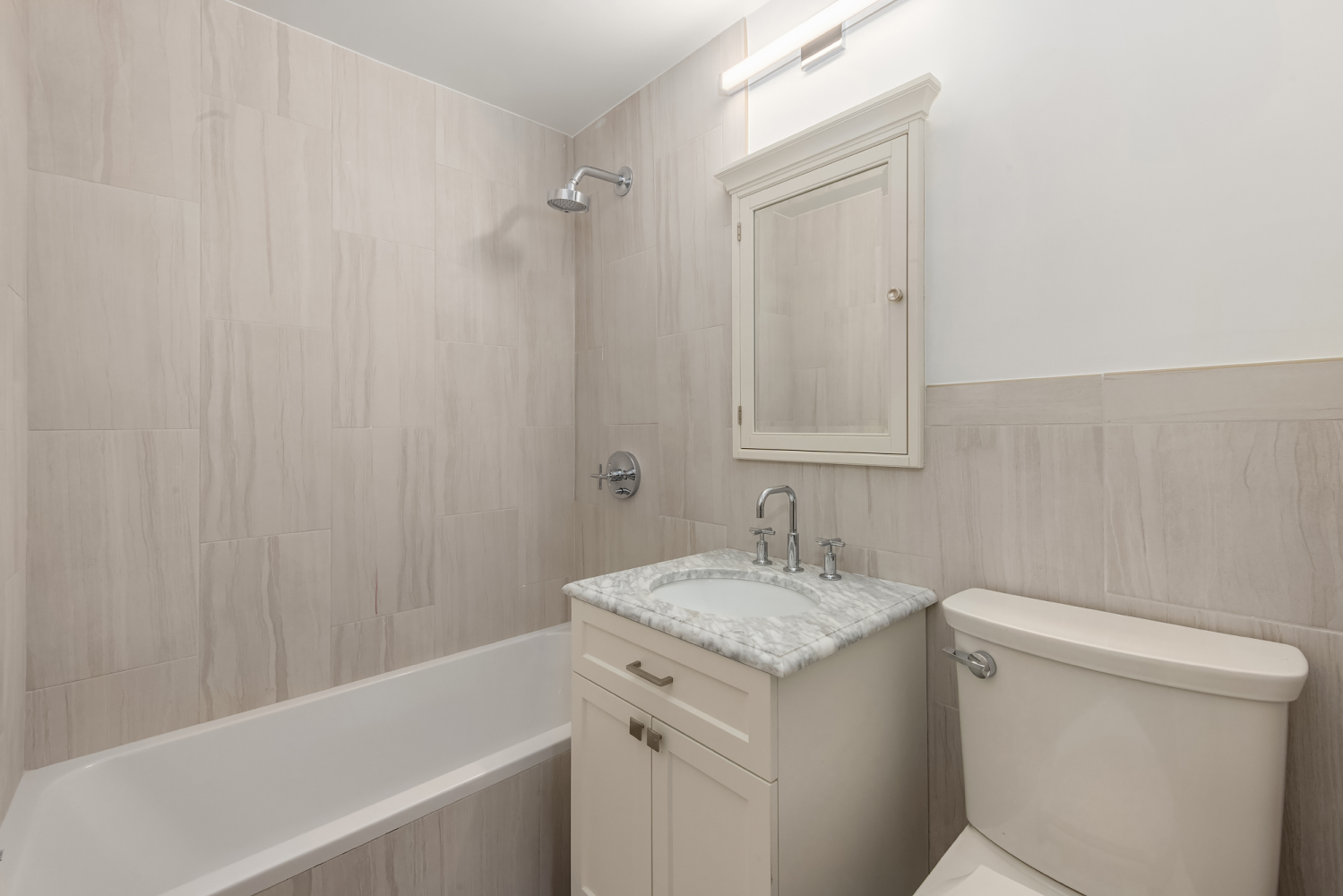 625 Main Street 834