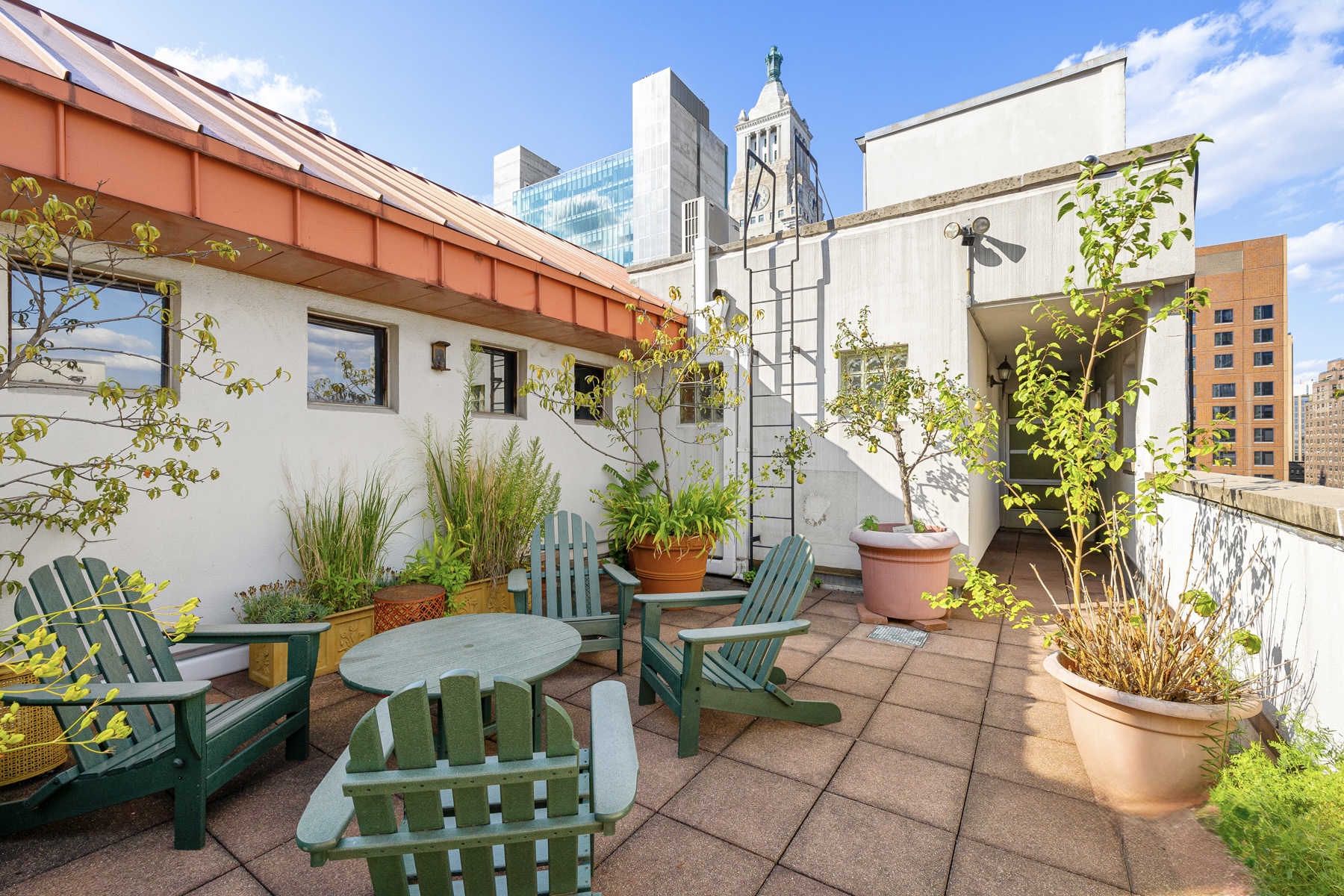 125 E 12th Street 2A