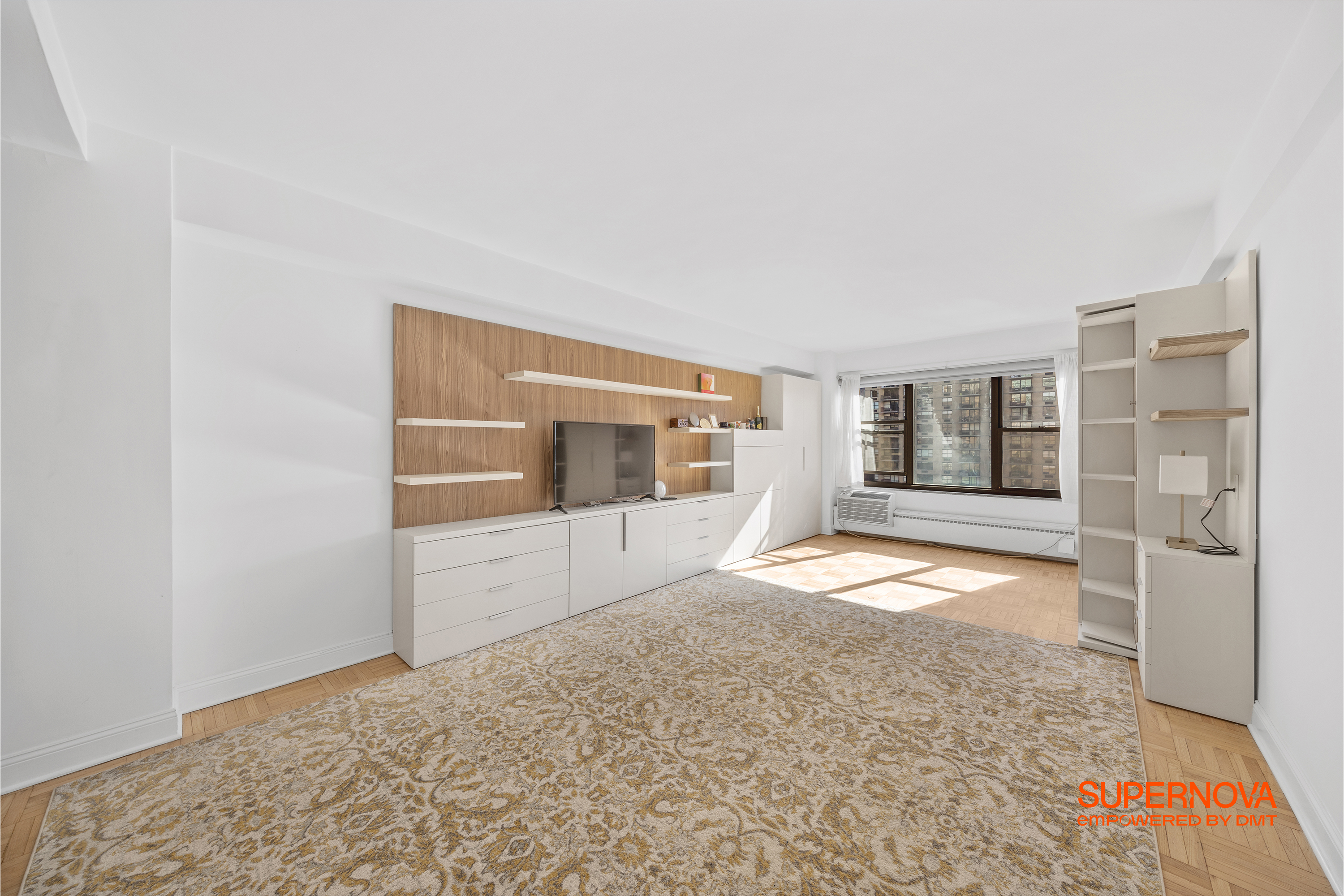 2 Tudor City Place 10L