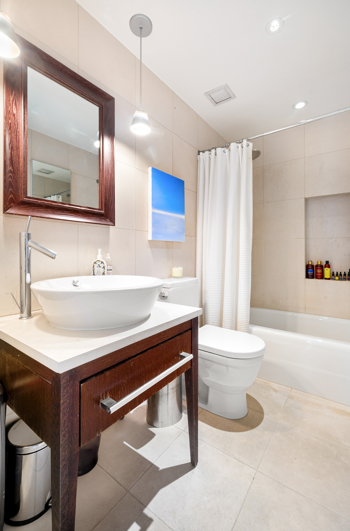 340 E 23rd Street 3D