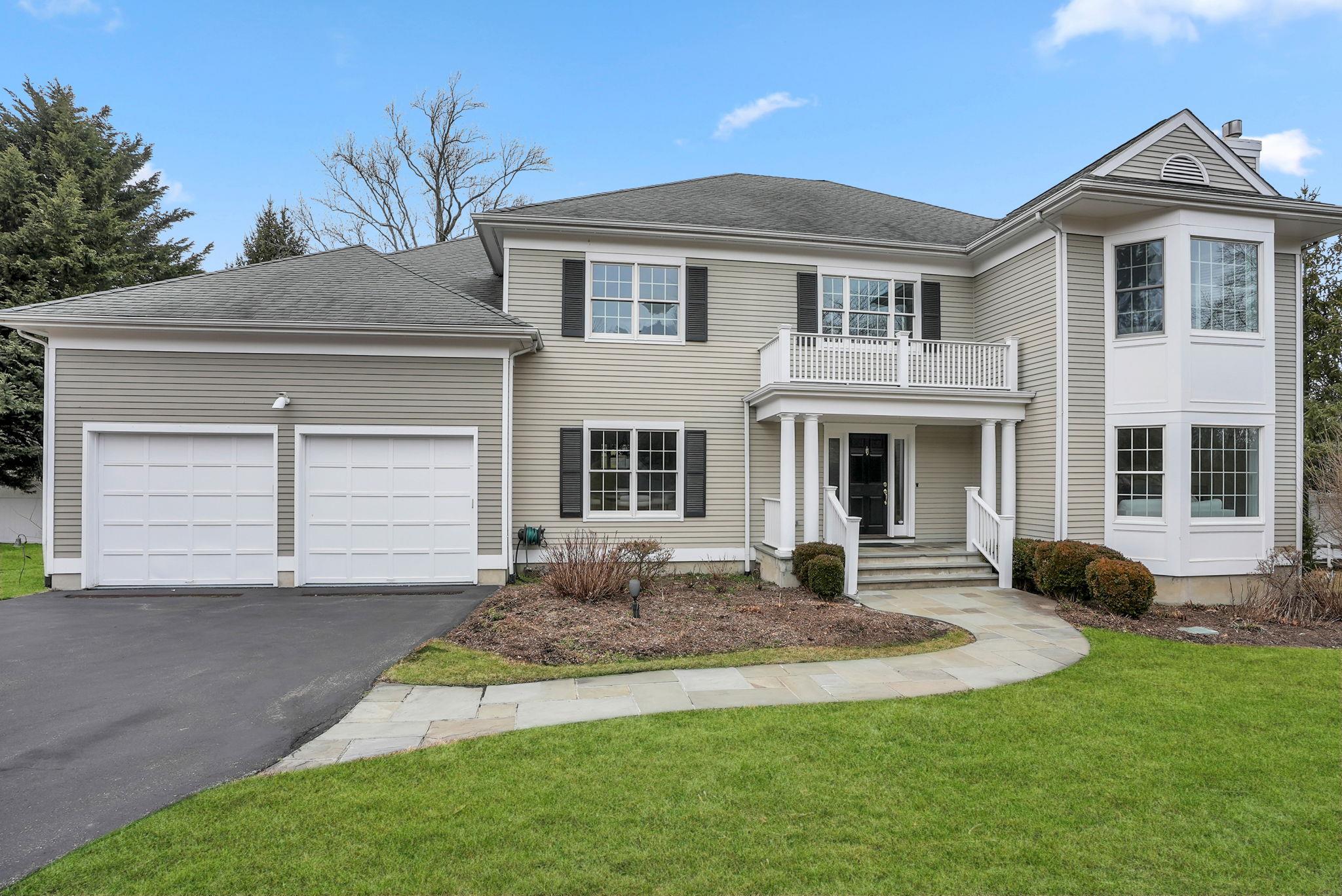 4 Morris Court