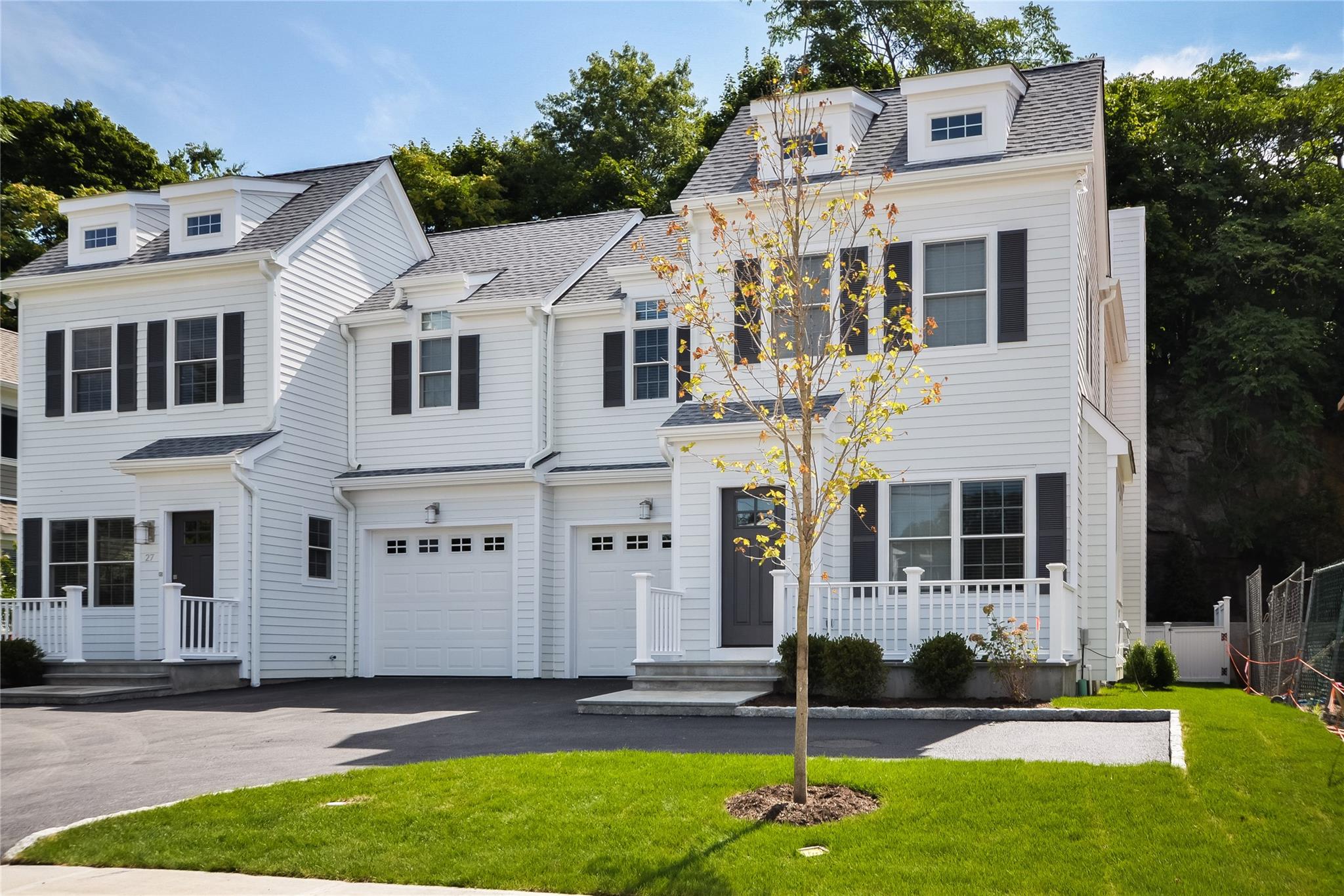 27 Cedar Place
