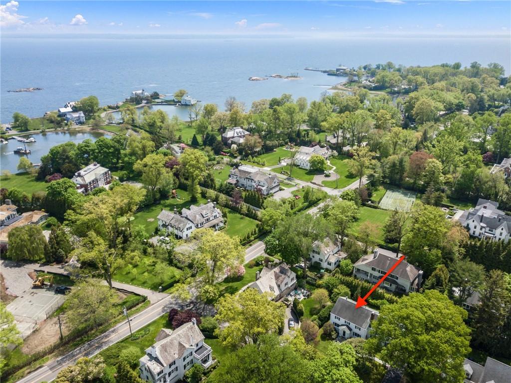 11 Overhill Avenue