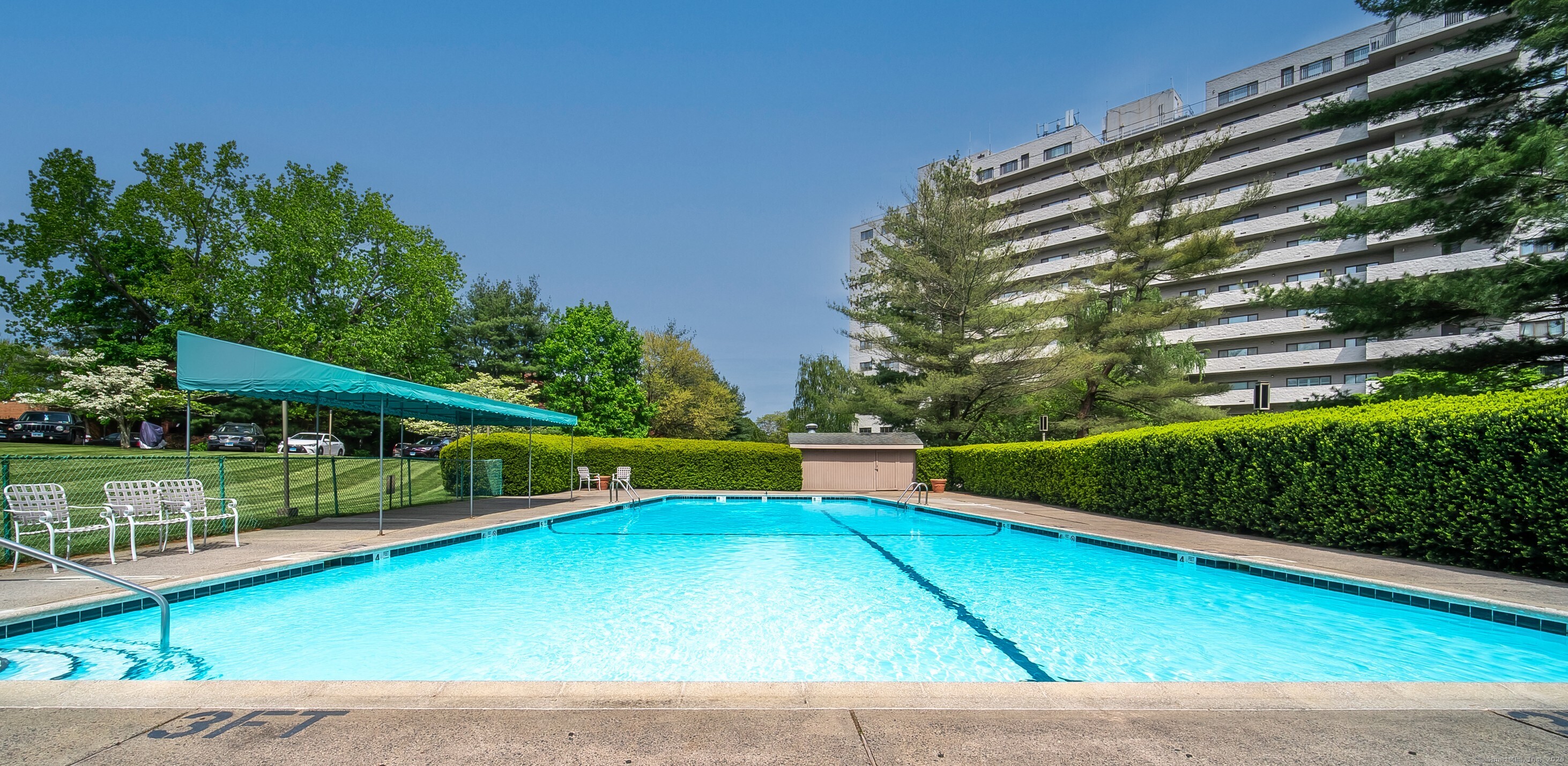 3200 Park Avenue 9D2