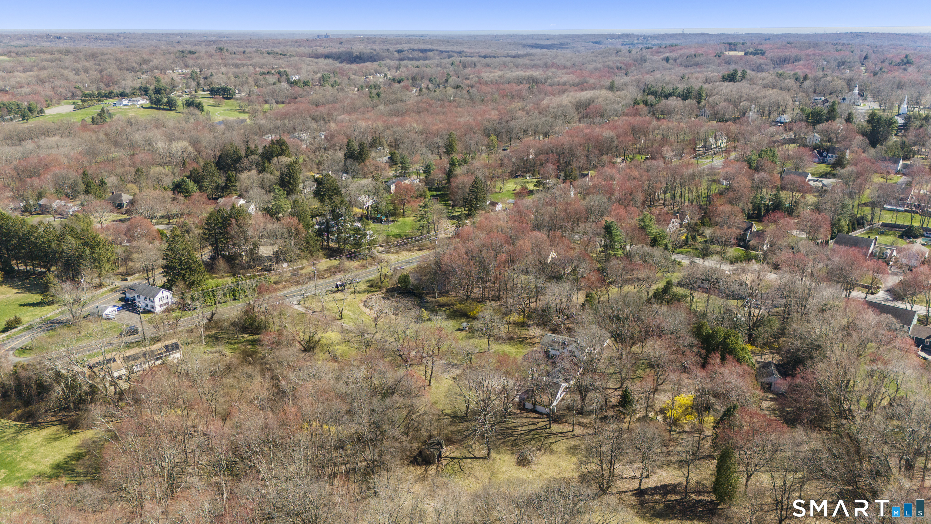 835 Monroe Turnpike