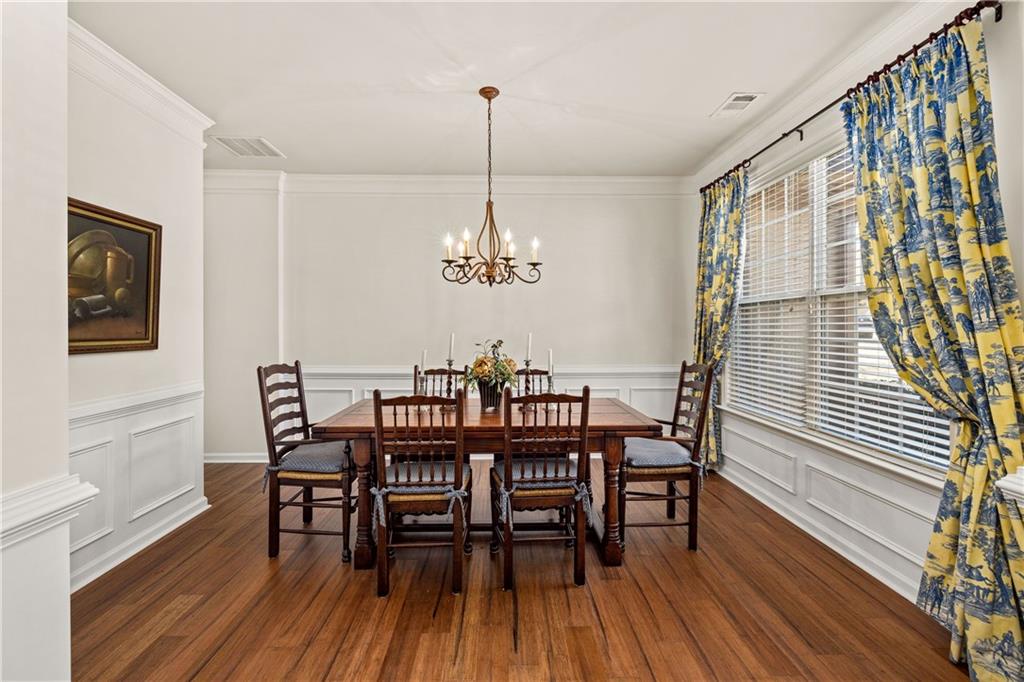 843 Van Briggle Path