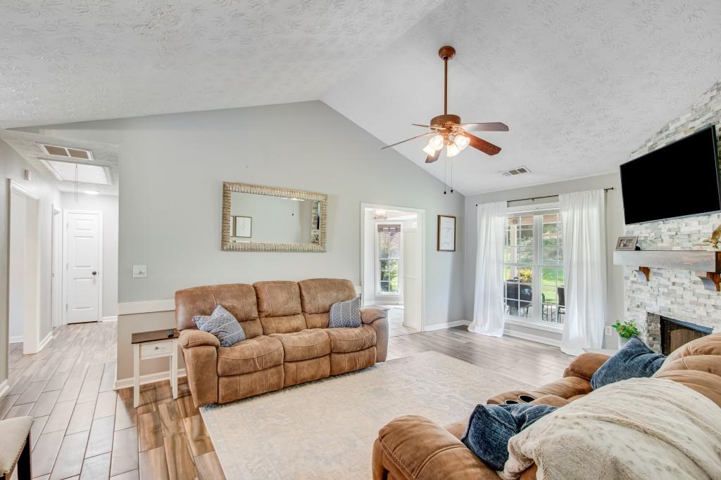 6069 Devonshire Drive