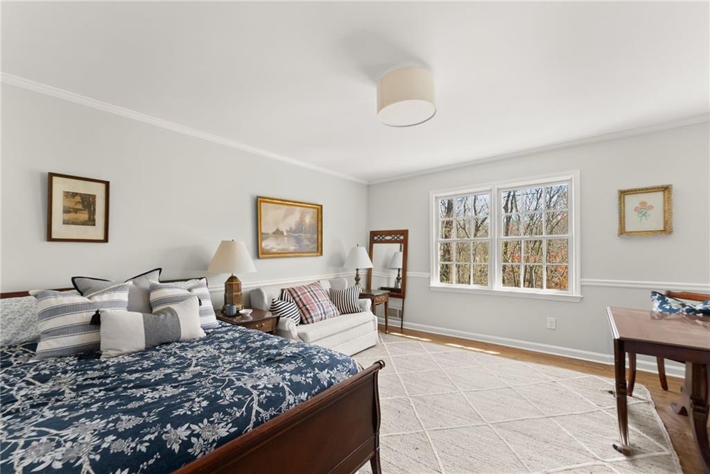 6135 White Oak Drive