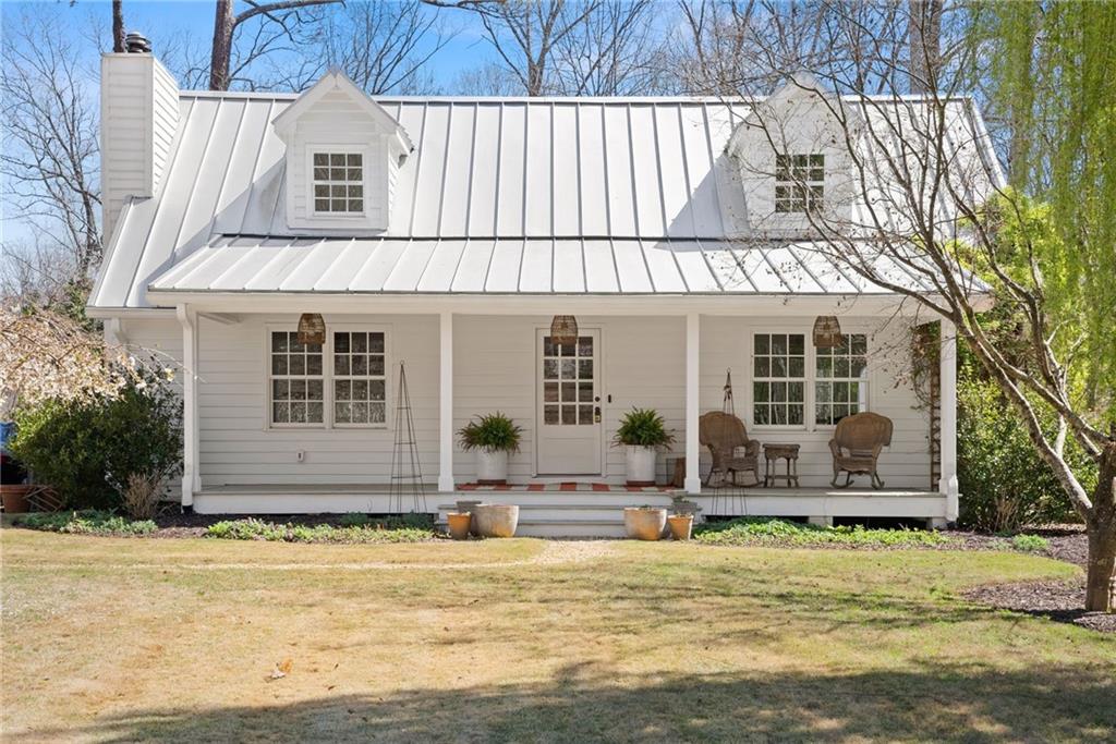 6135 White Oak Drive