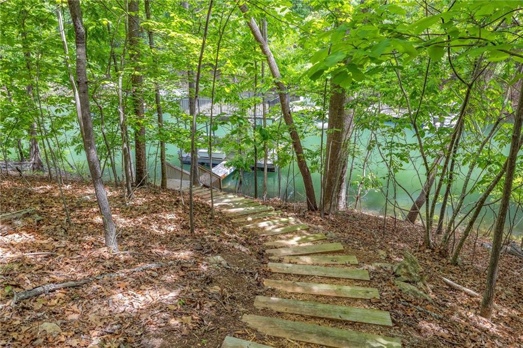 6135 White Oak Drive