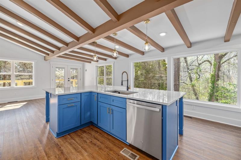 330 Lake Drive