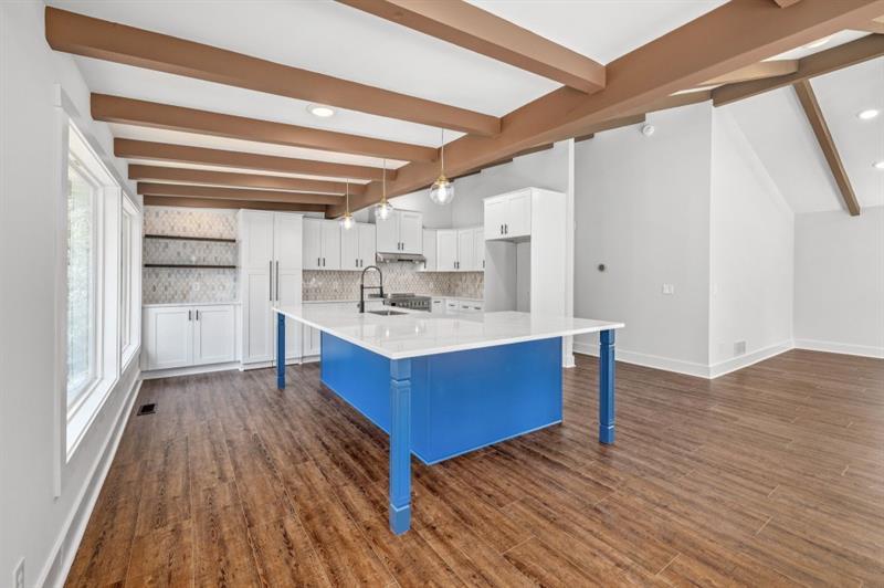 330 Lake Drive