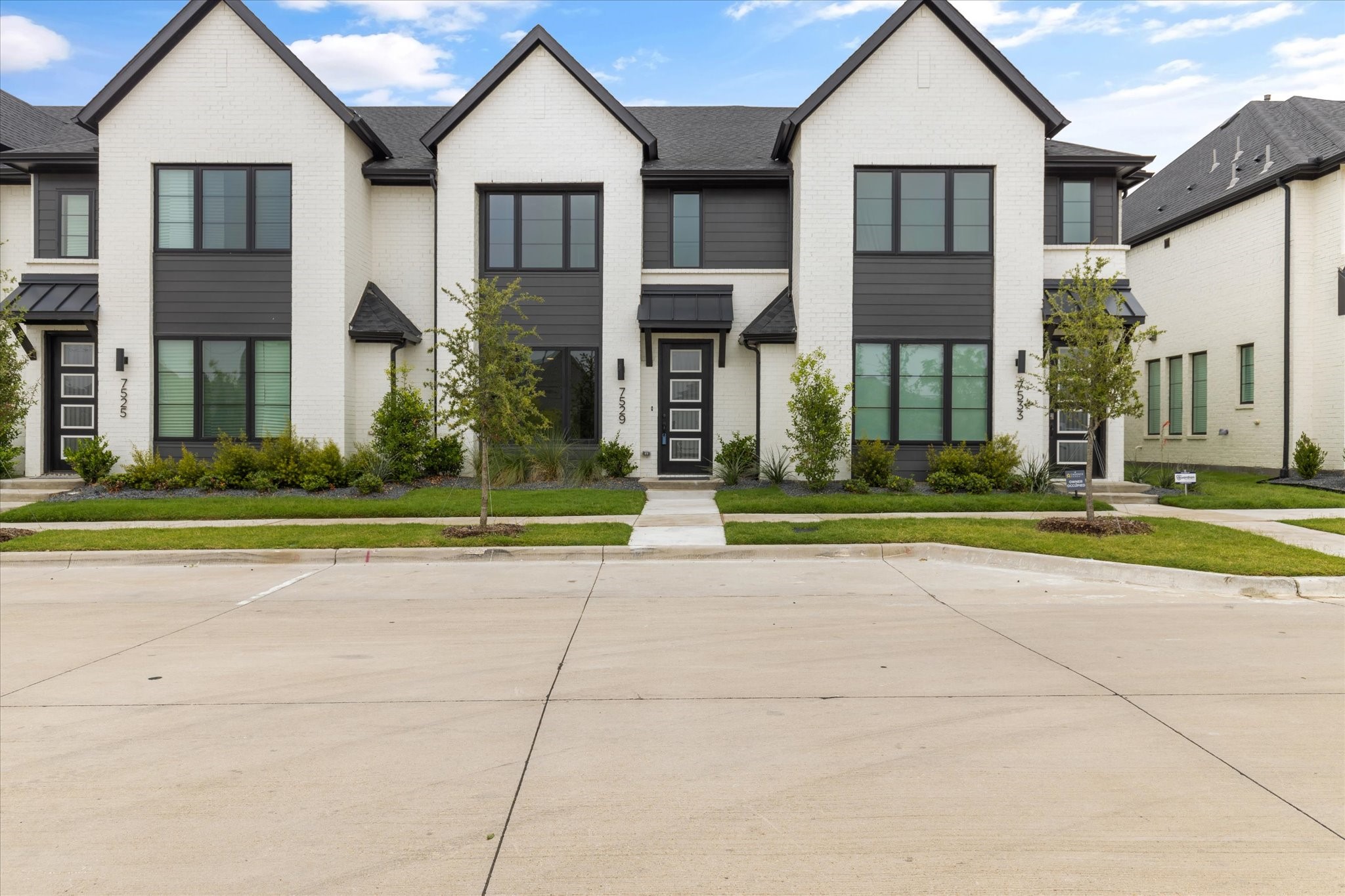 7529 Reis Lane
