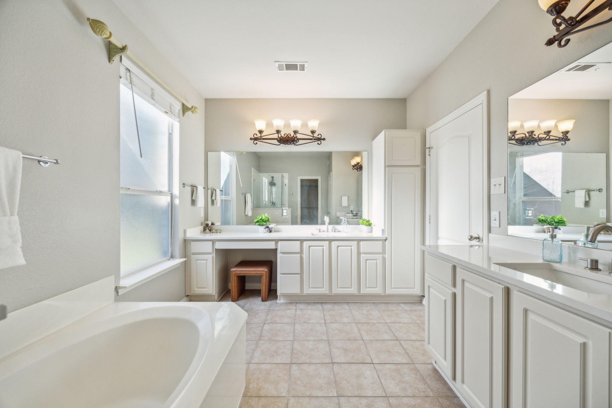 1302 Briar Ridge Drive