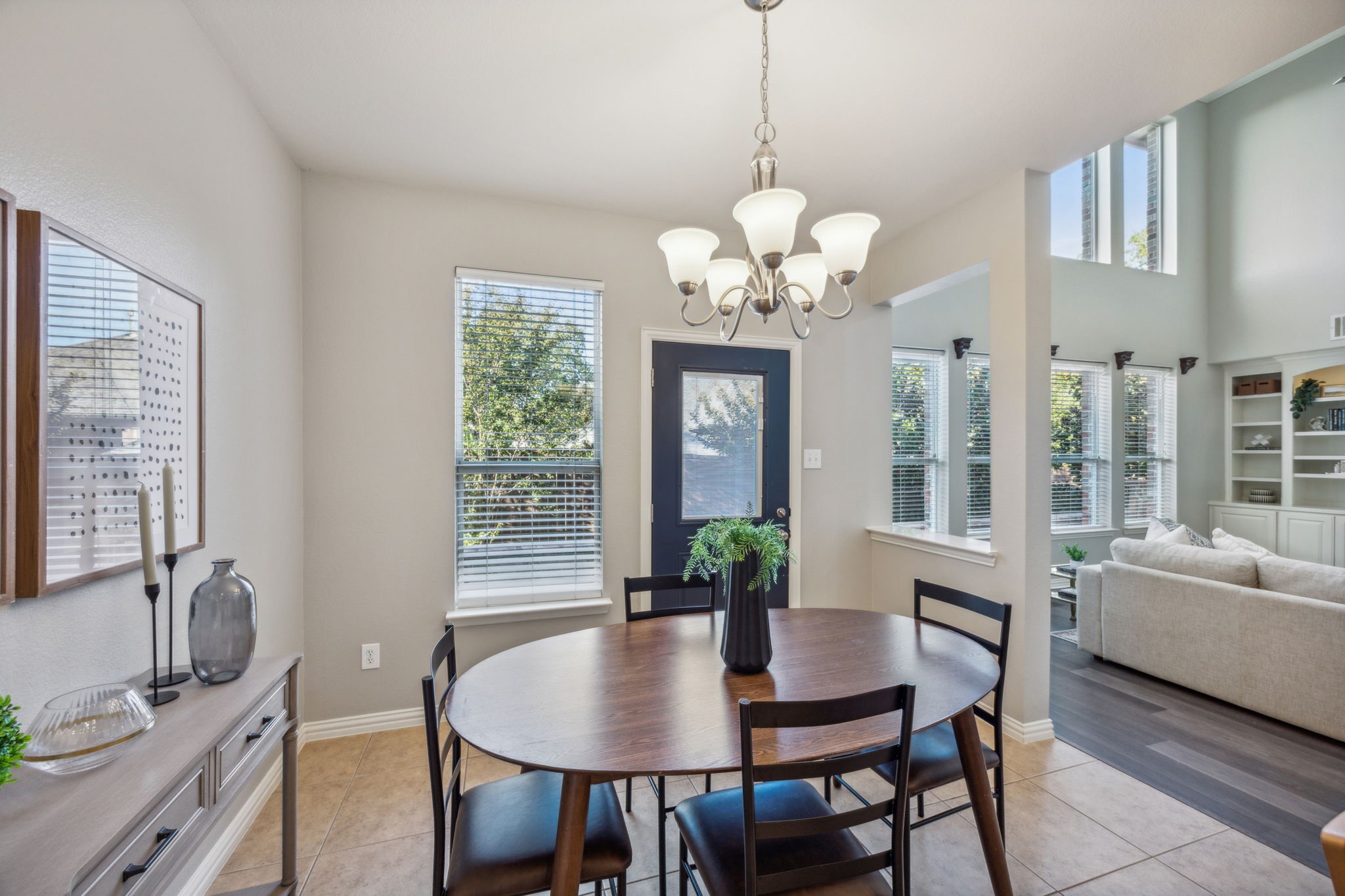 1302 Briar Ridge Drive