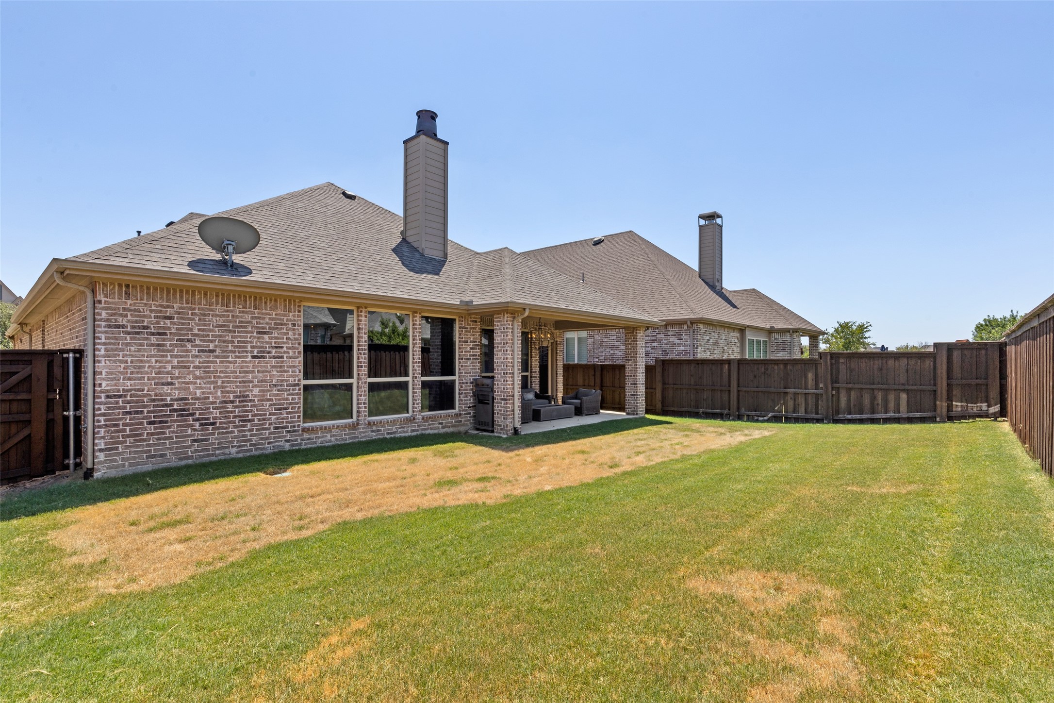 3009 Avondale