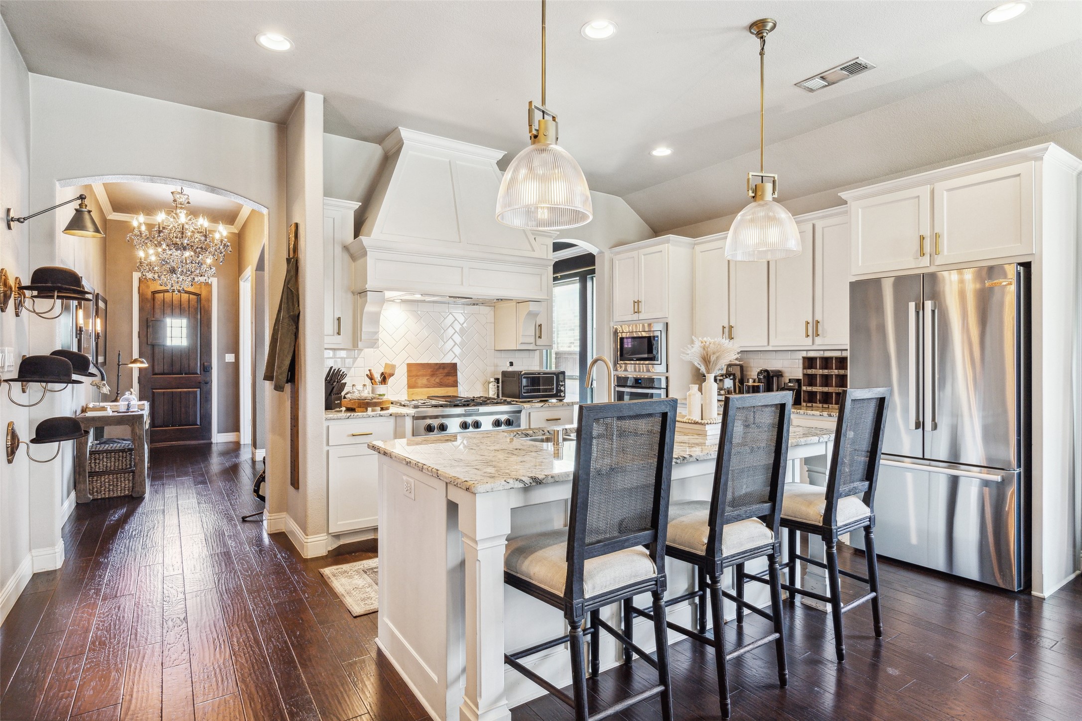 3009 Avondale