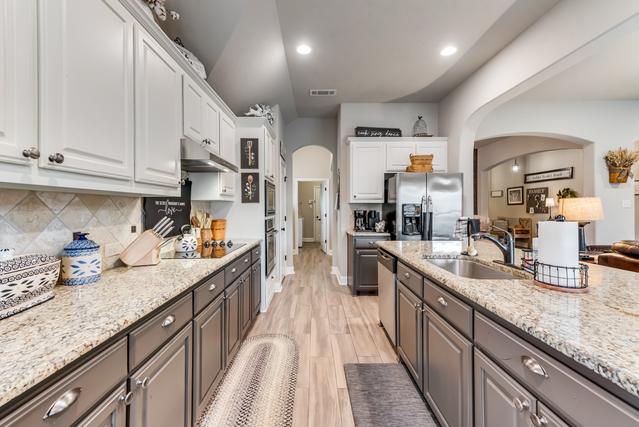 6041 Park View Drive