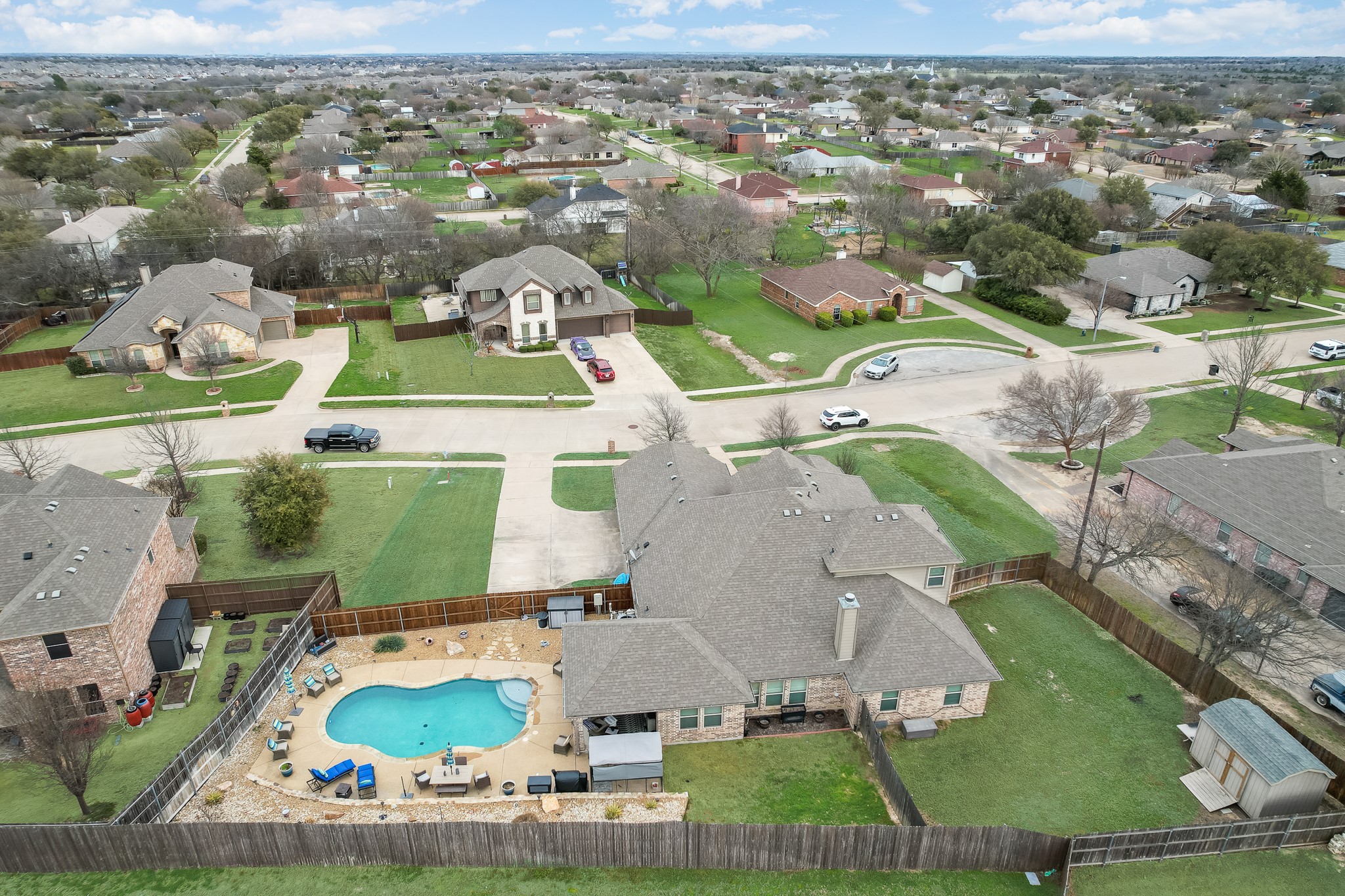 6041 Park View Drive