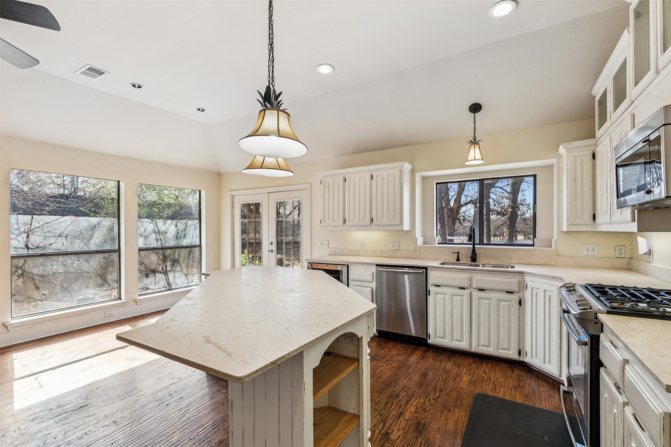 1479 Flamingo Circle