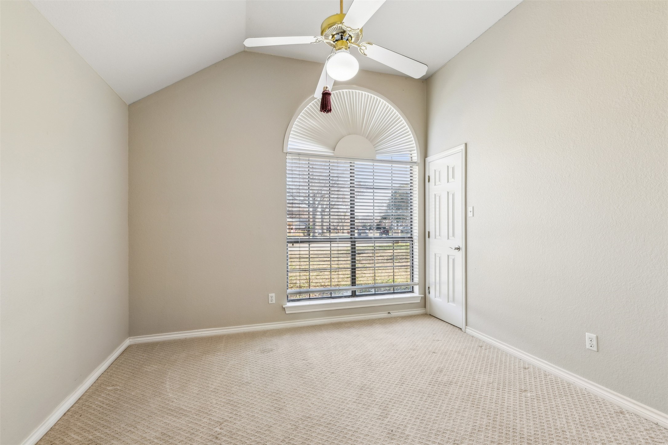 1479 Flamingo Circle