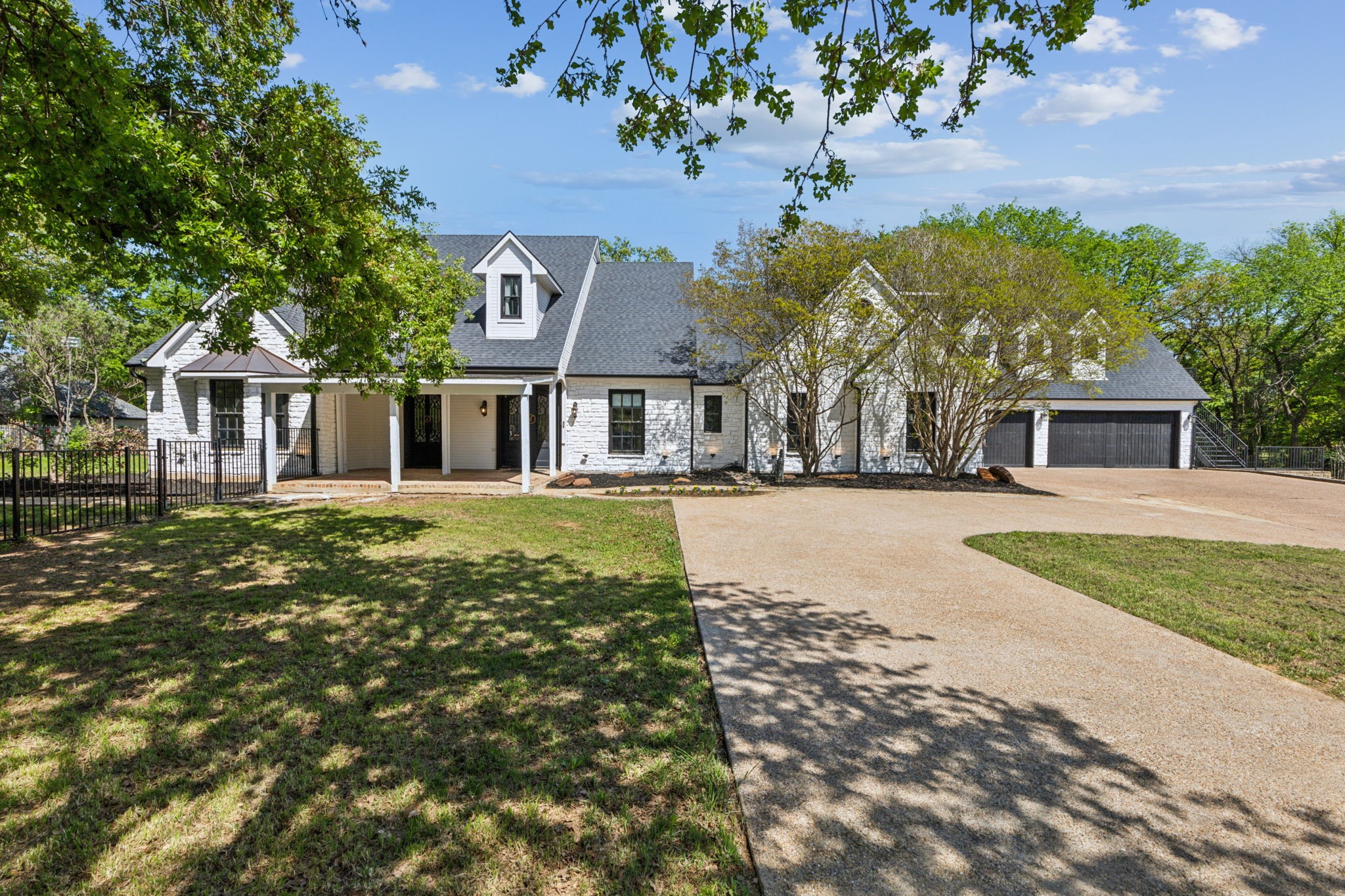 1505 N Carroll Avenue