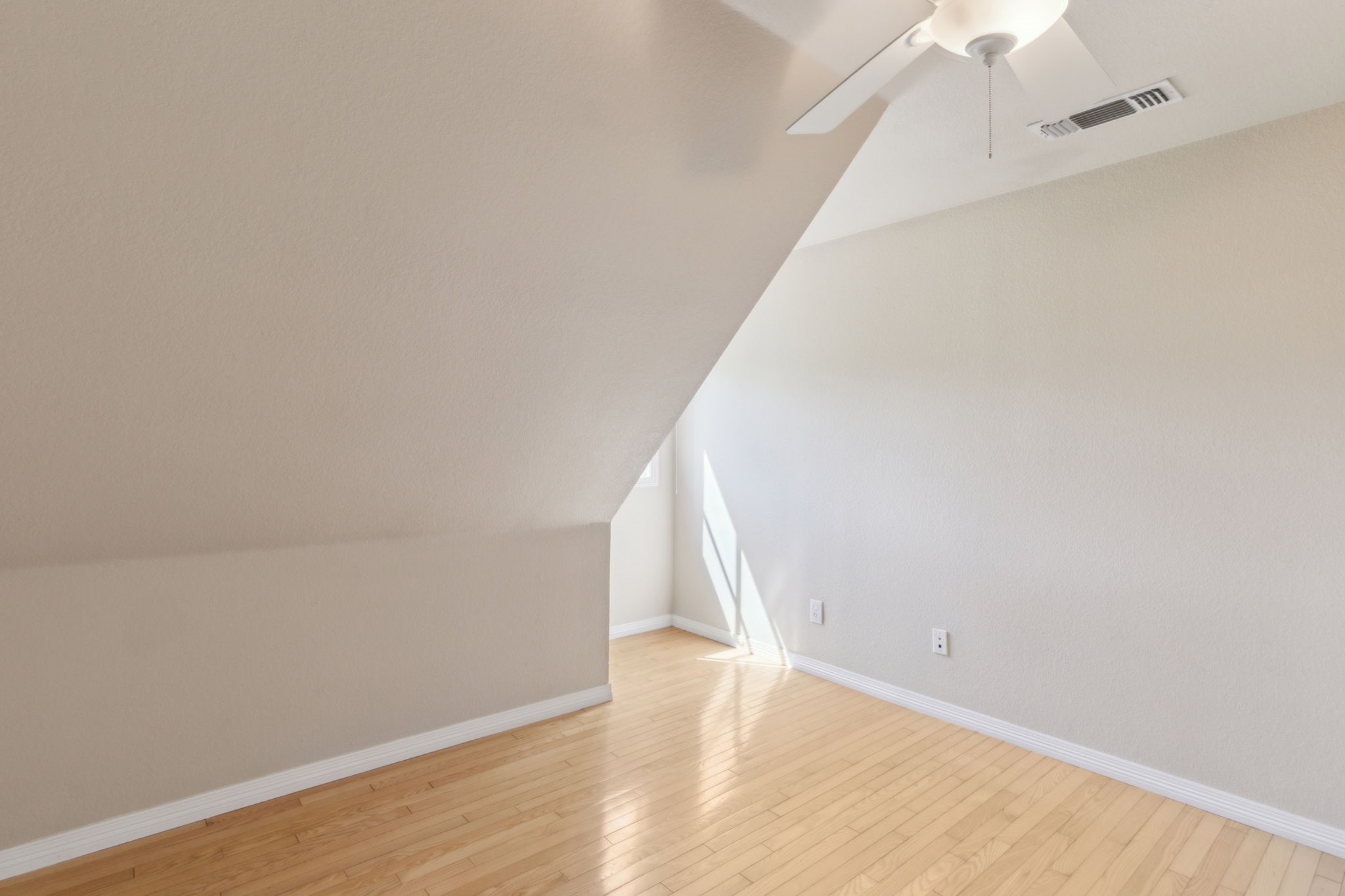 1505 N Carroll Avenue