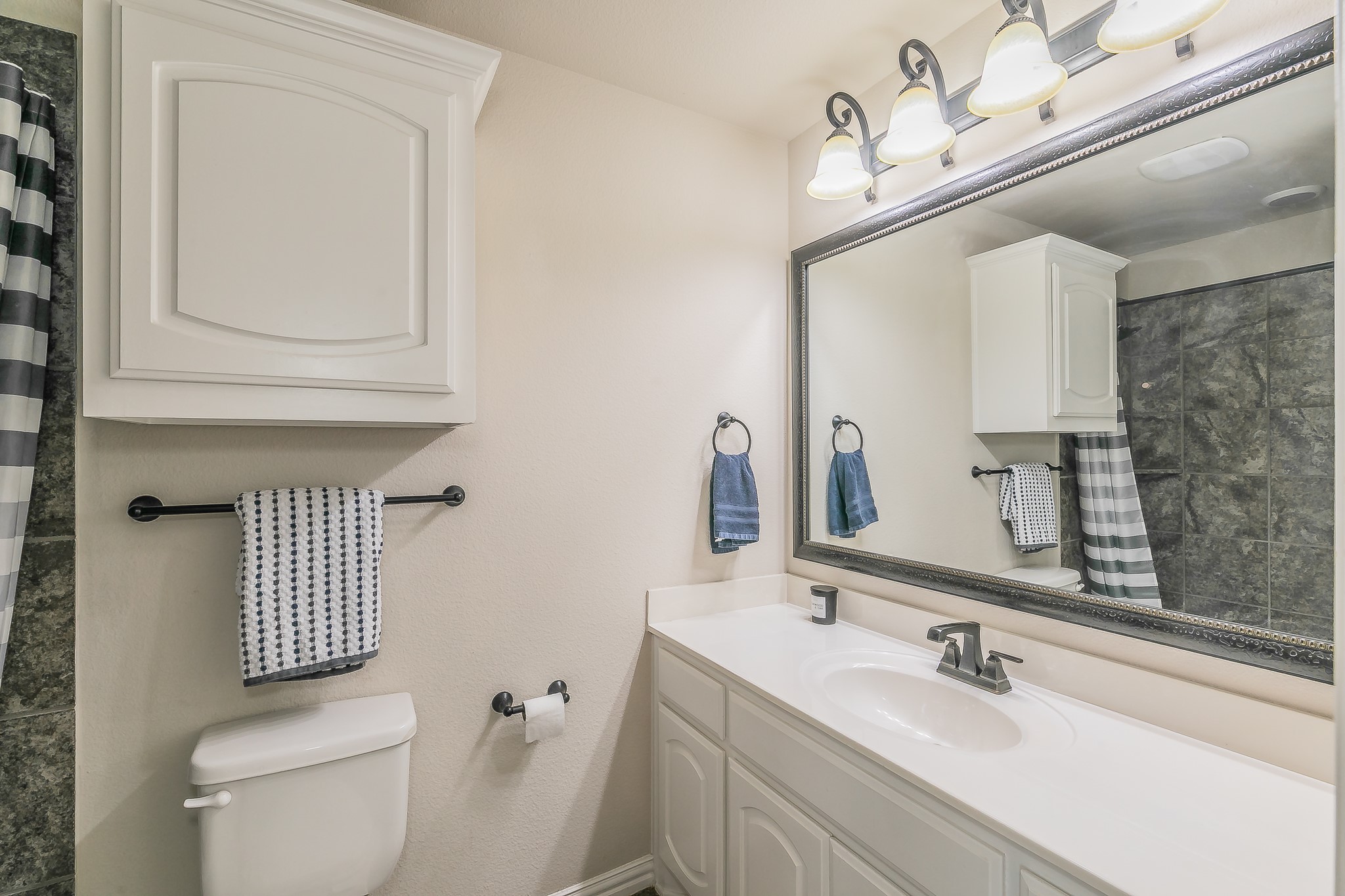 2801 Prairie View Drive