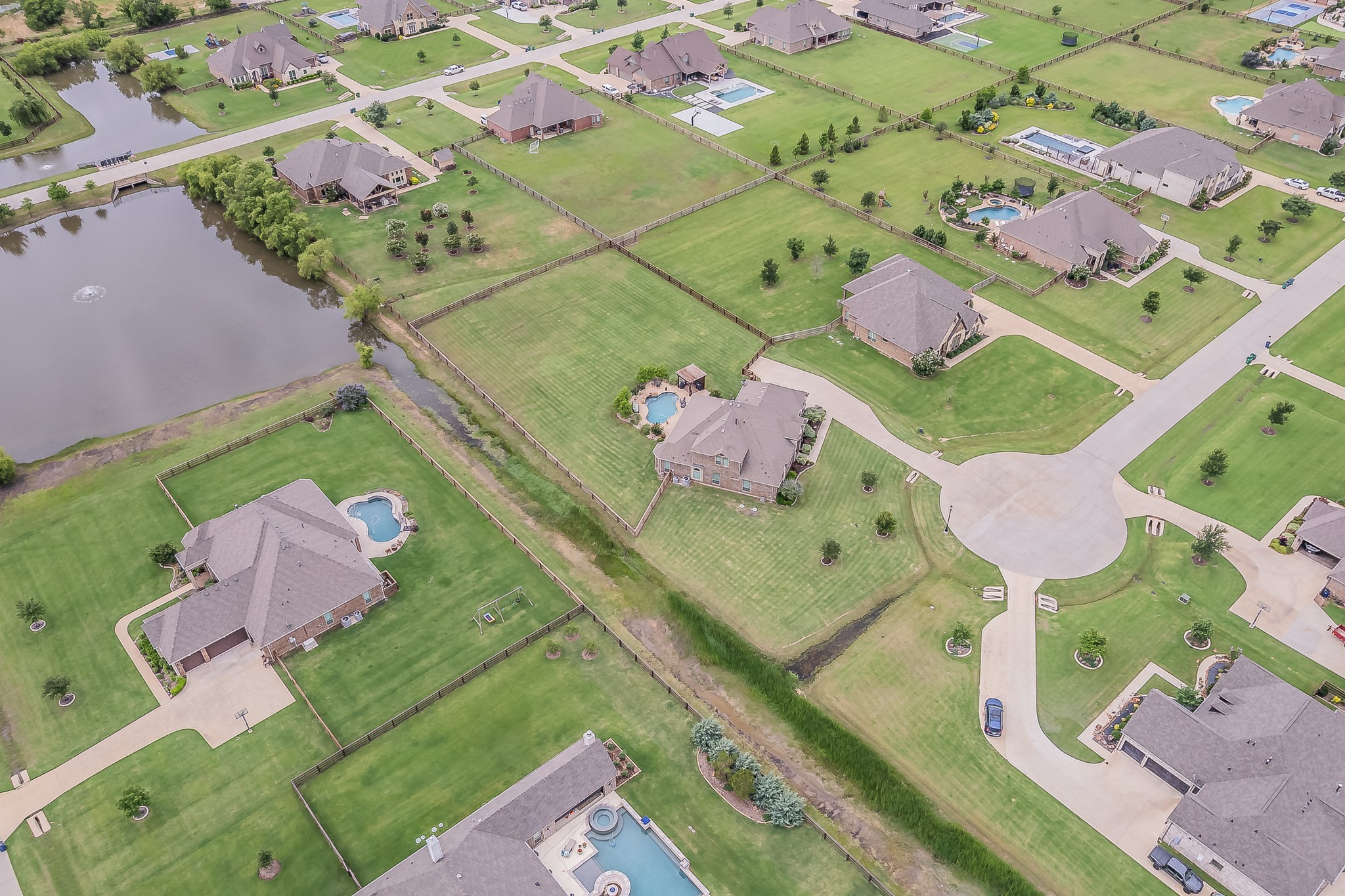 2801 Prairie View Drive