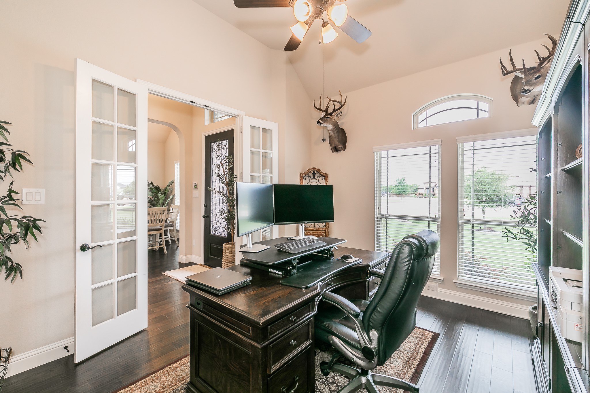 2801 Prairie View Drive