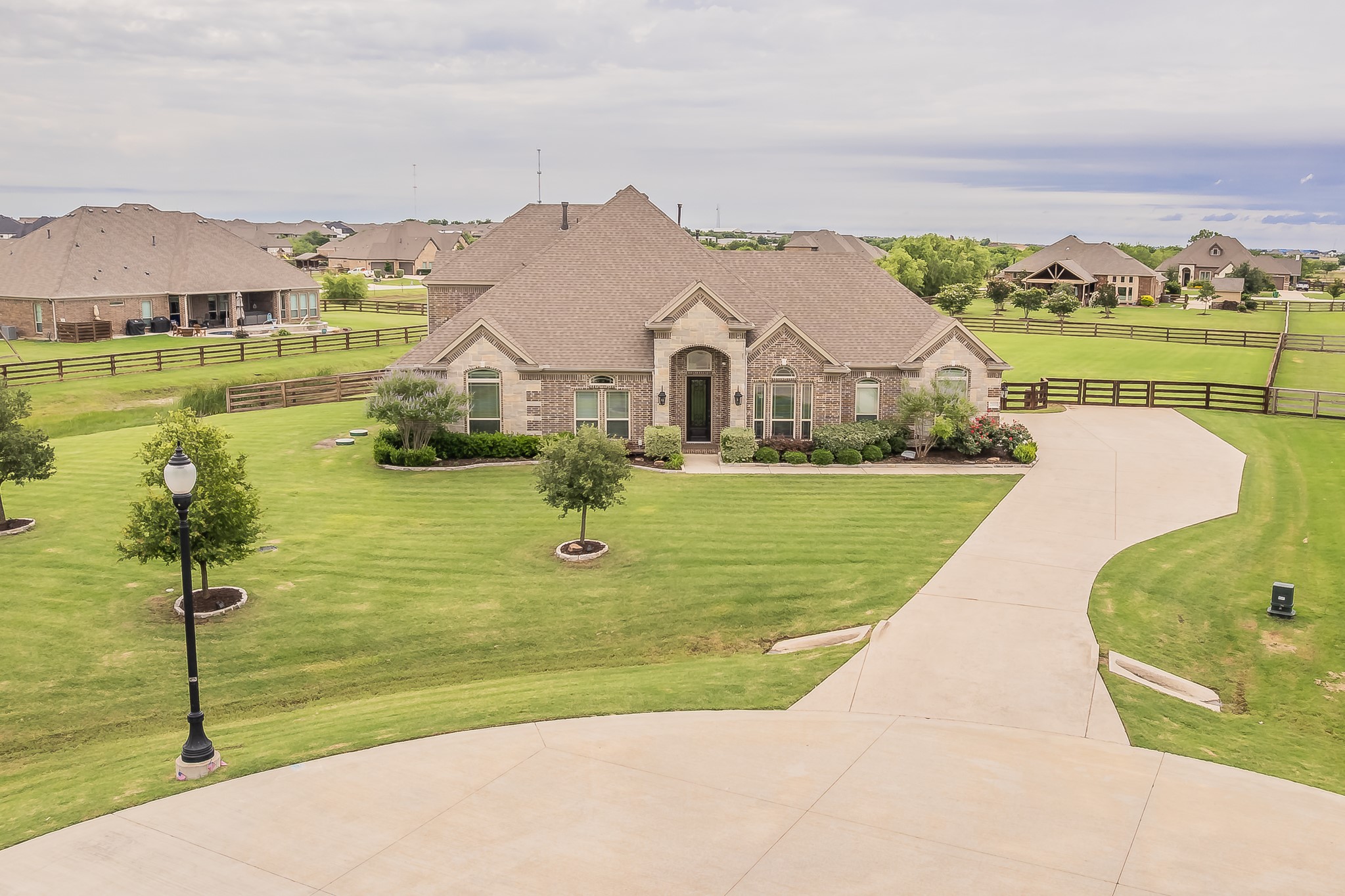 2801 Prairie View Drive