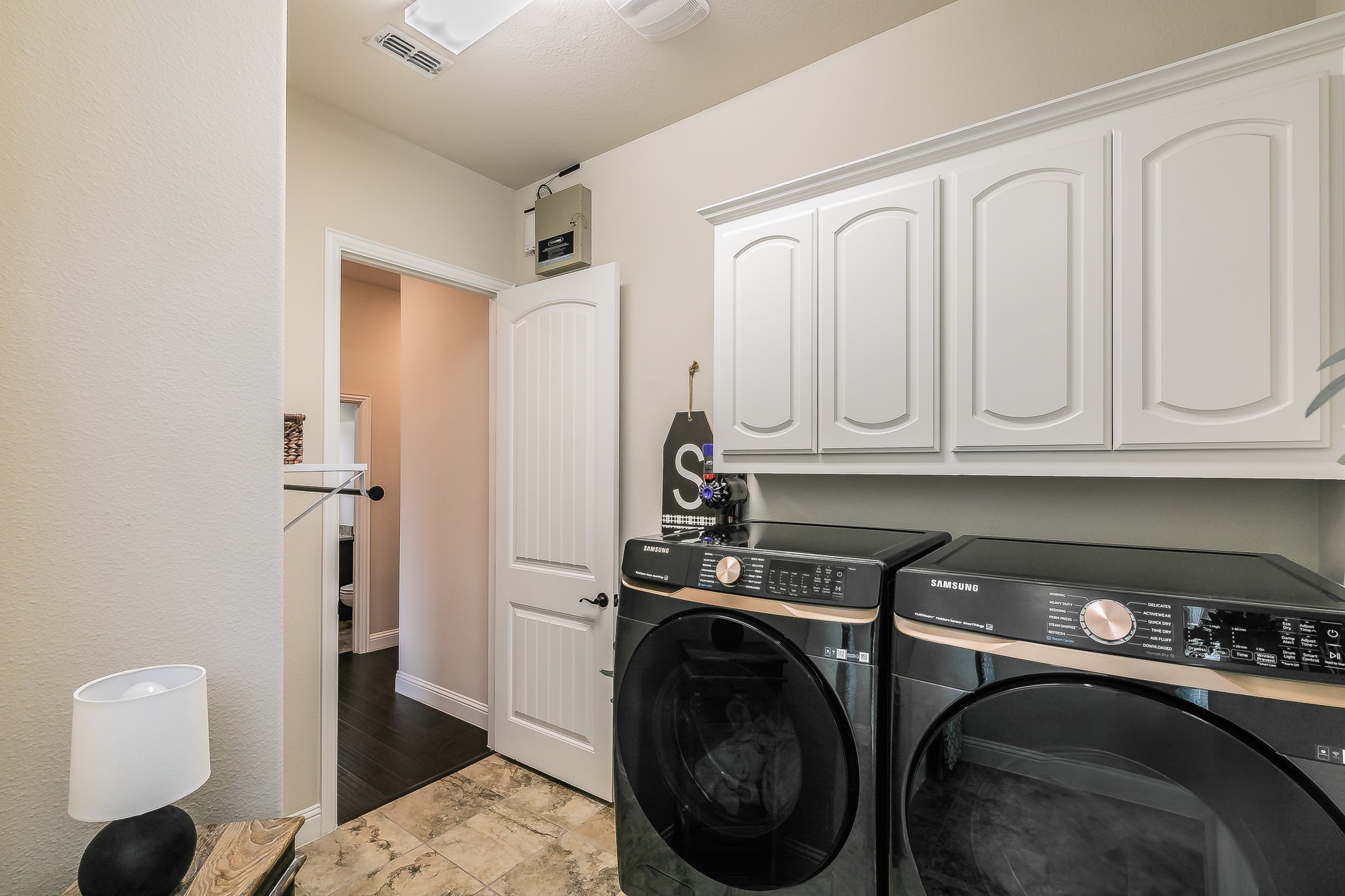 2801 Prairie View Drive