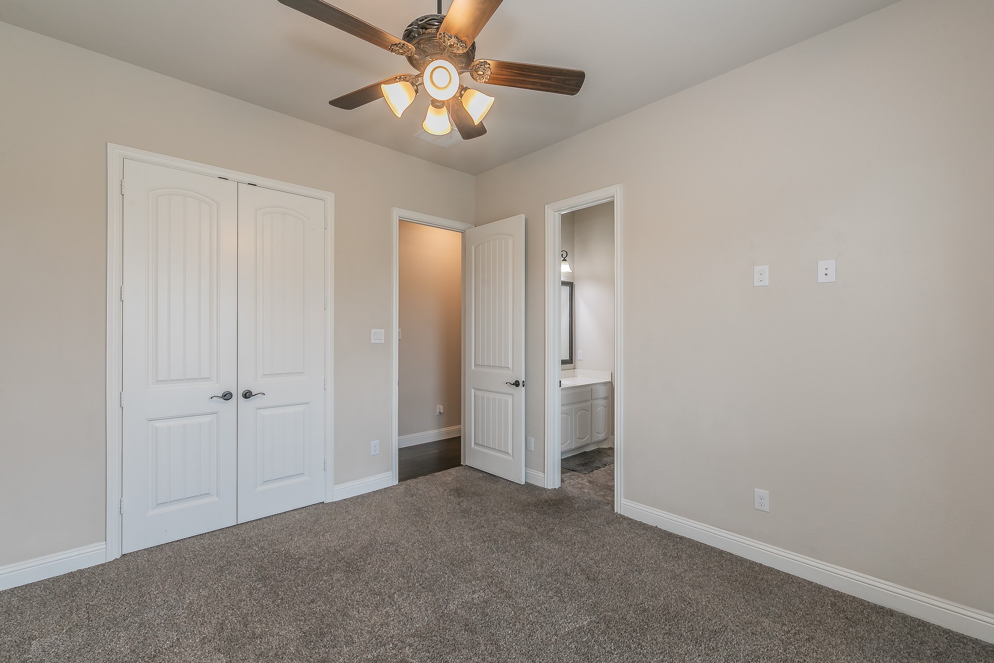 2801 Prairie View Drive