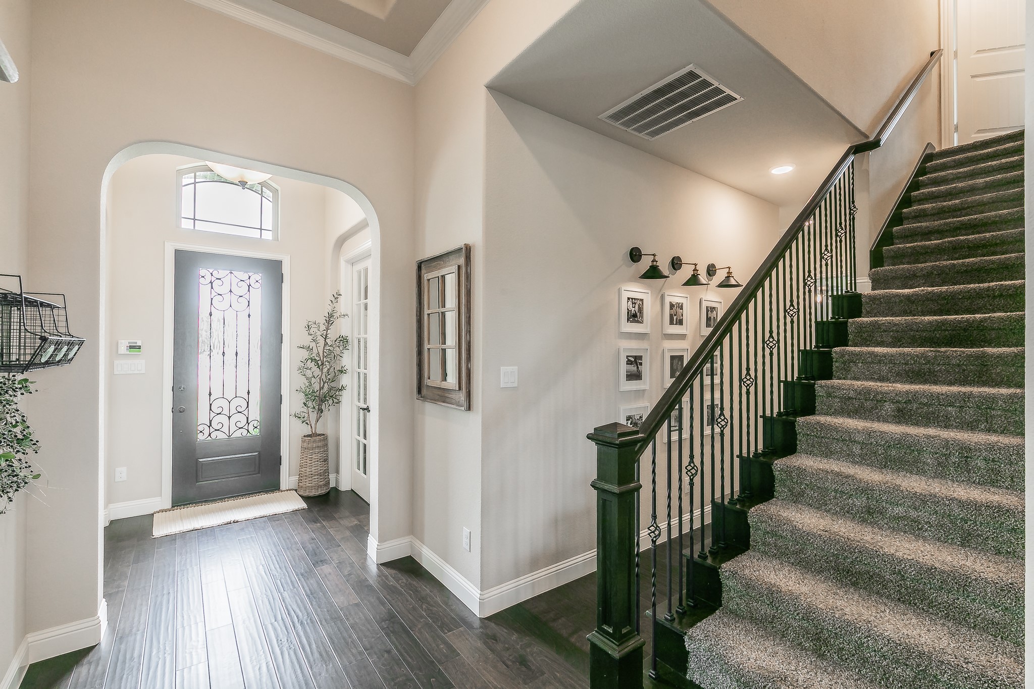 2801 Prairie View Drive