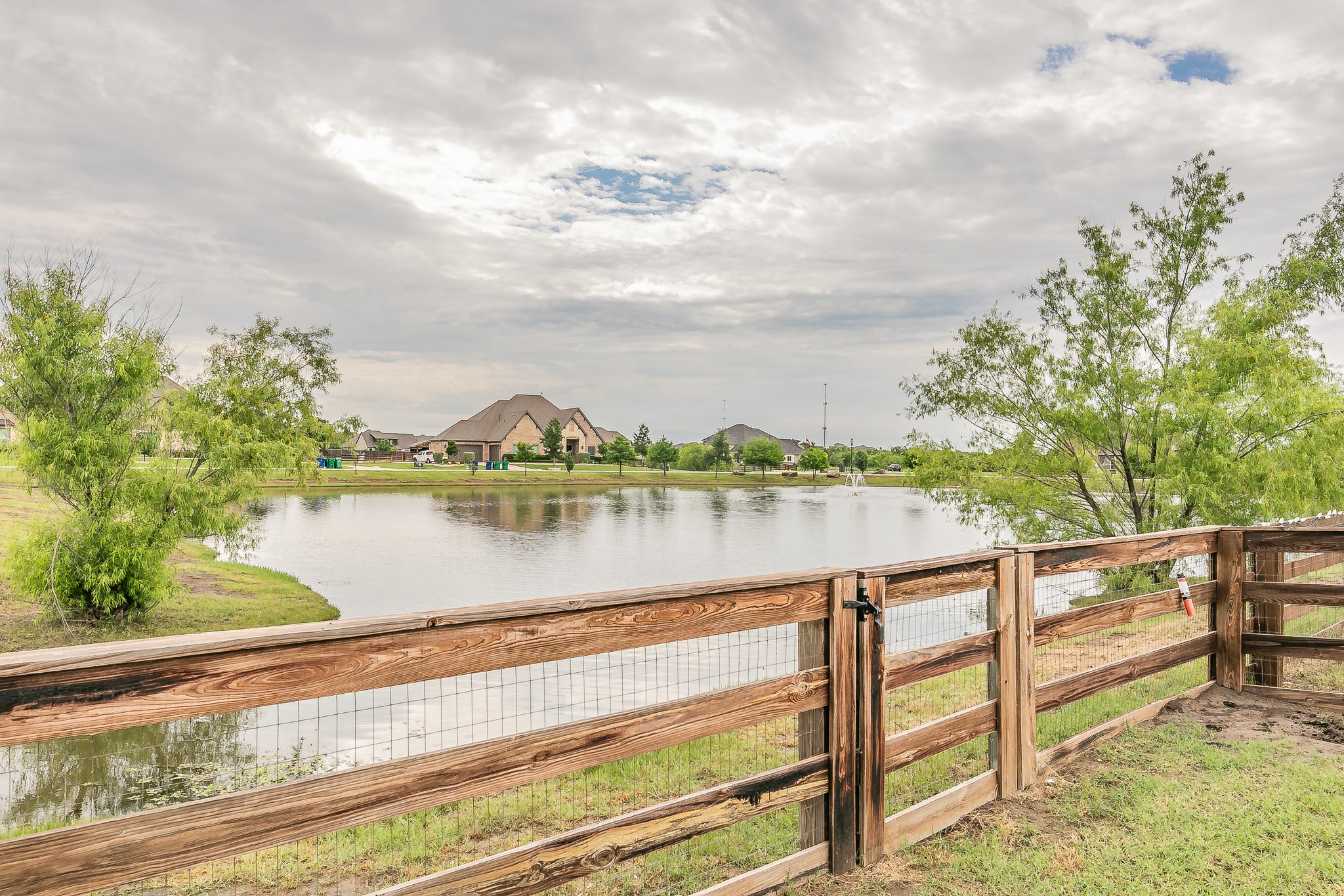 2801 Prairie View Drive